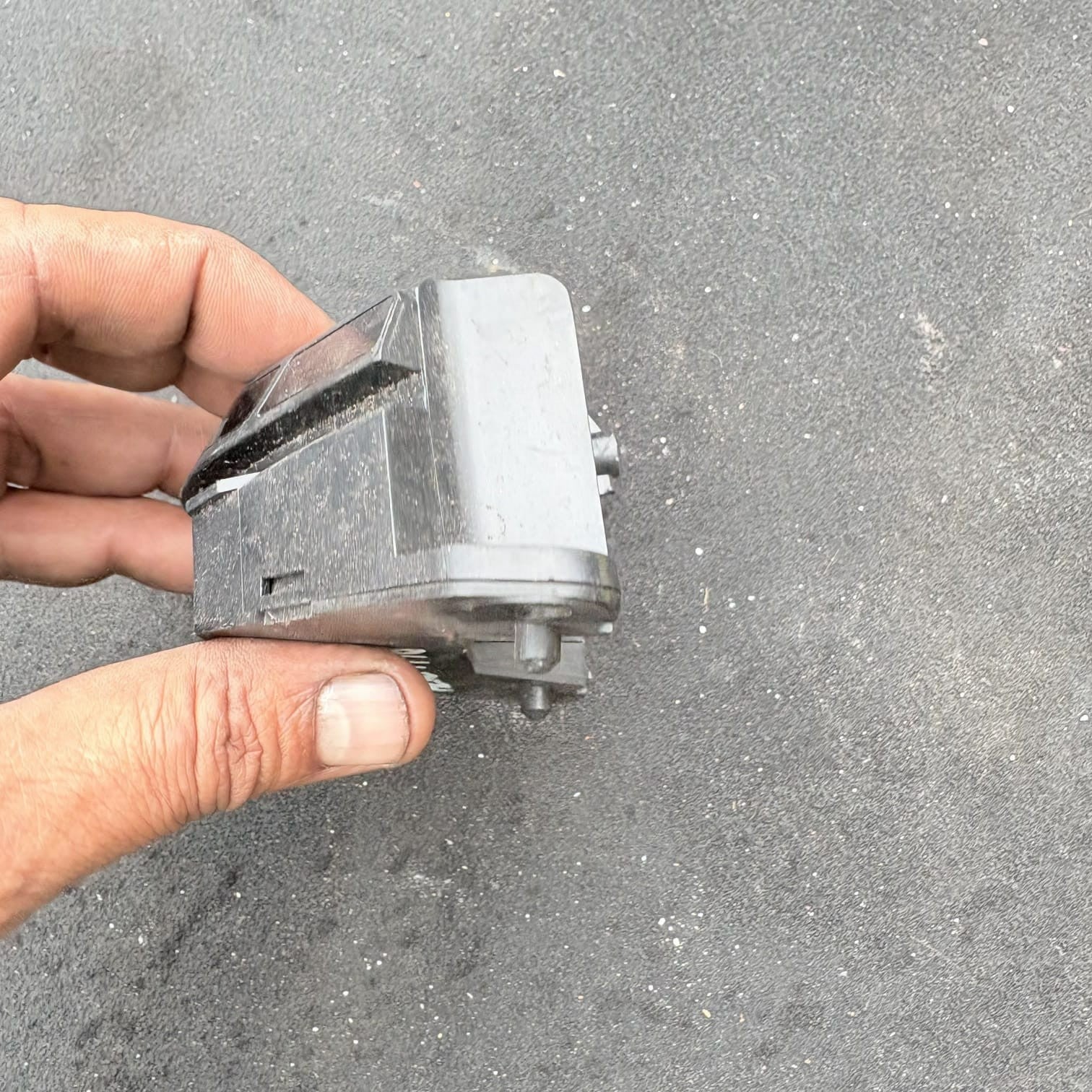 1998 MERCEDES CLK 320 ALARM MOTION SENSOR 2028208310