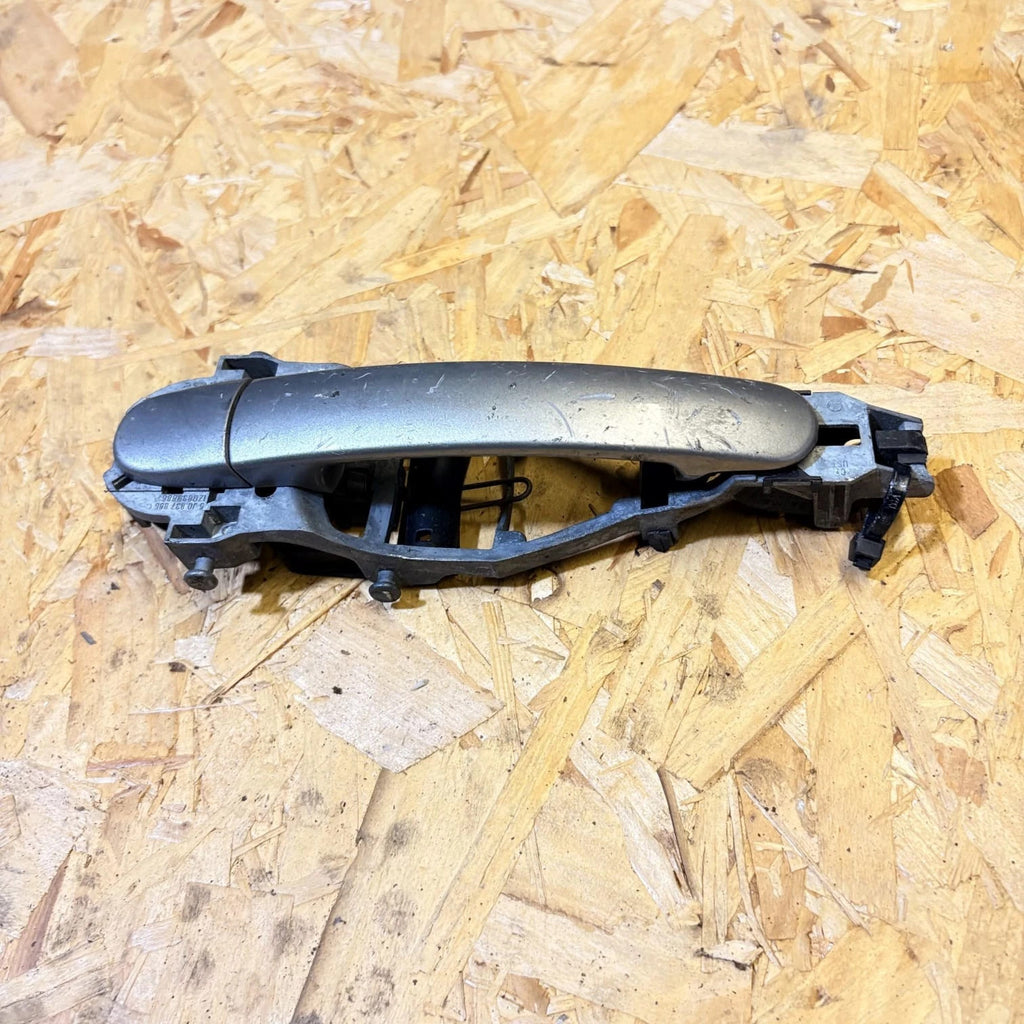 Skoda Octavia Rear Right Exterior Door Handle 5J0837886C