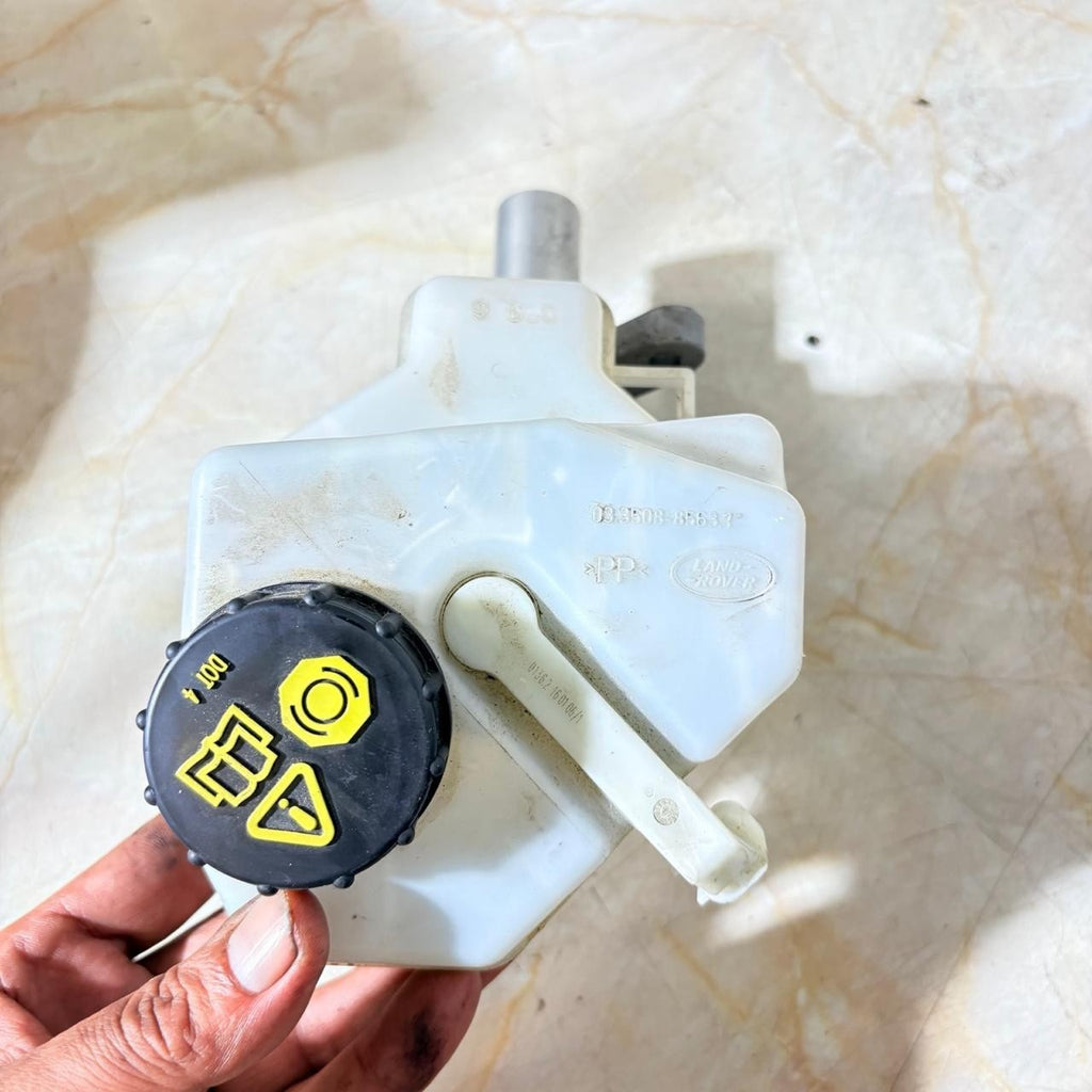 RANGE ROVER EVOQUE 2013-2018 BRAKE CYLINDER TANK 03.3508-8563.1