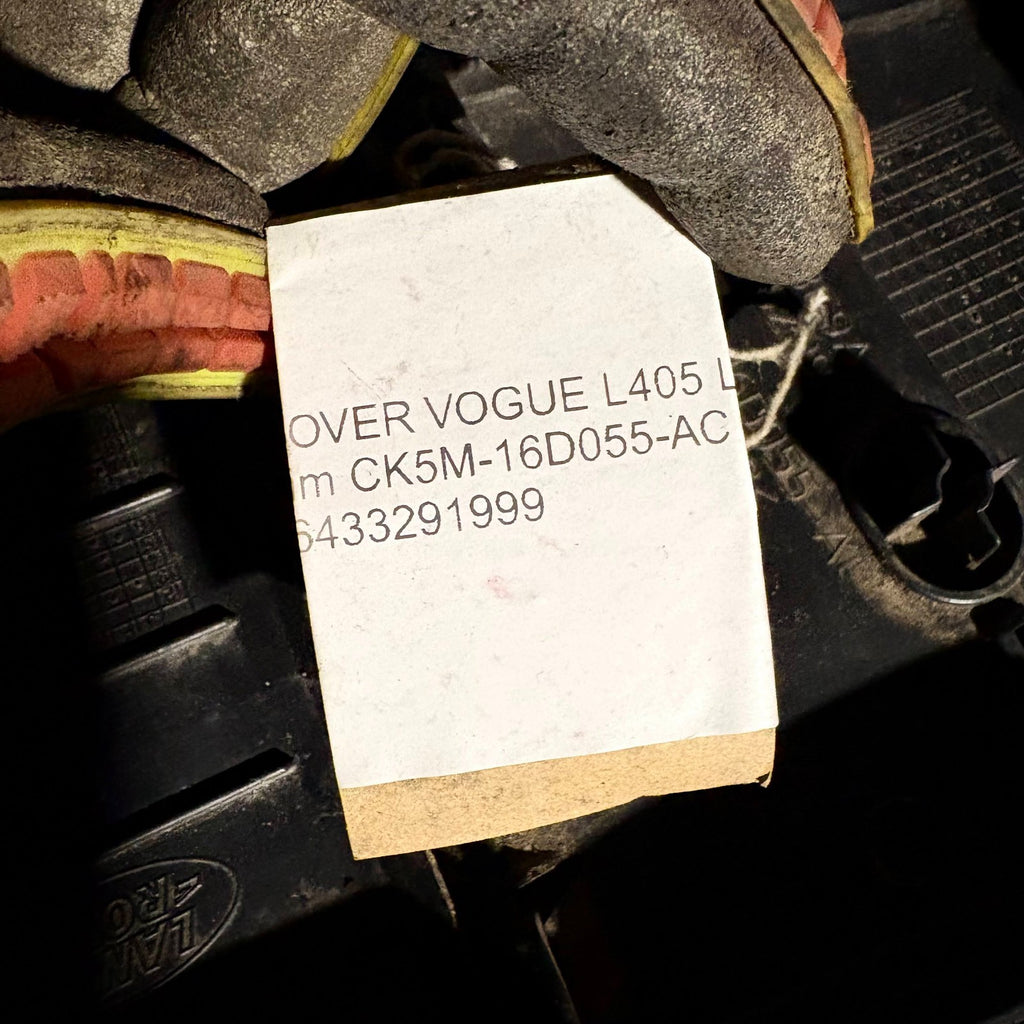 Range Rover Vogue L405 2013-2022 Front Left Lower Wing Moulding CK5M16D055AC