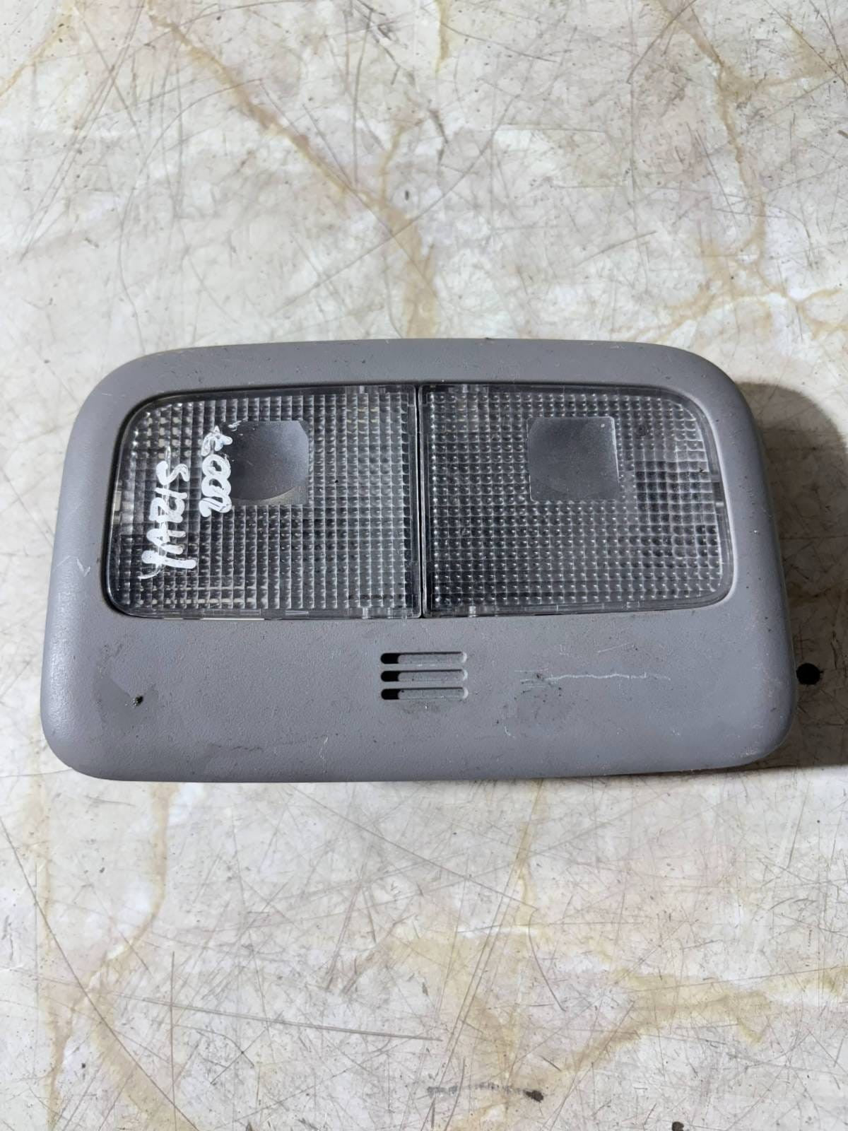 TOYOTA YARIS 2007 MK2 REAR INTERIOR LIGHT 812600D030