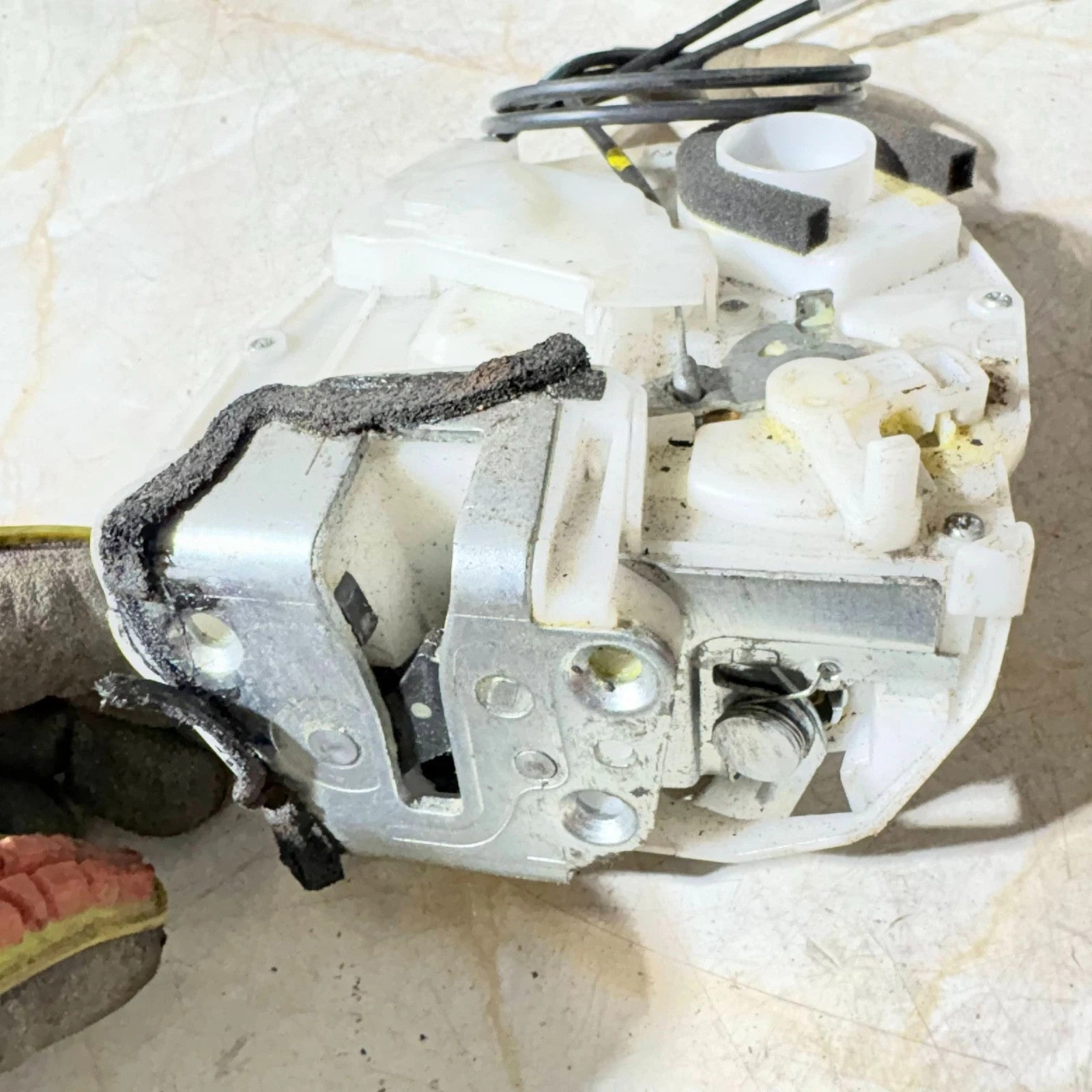 Suzuki Swift 1995-2003 Rear Left NSR Door Lock Latch Actuator