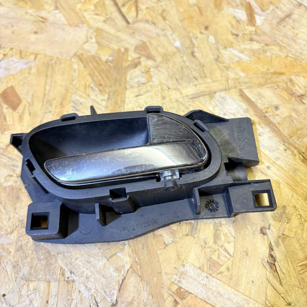 CITROEN C4 2008 DOOR HANDLE INTERIOR DRIVER FRONT SIDE OFFSIDE 100127387
