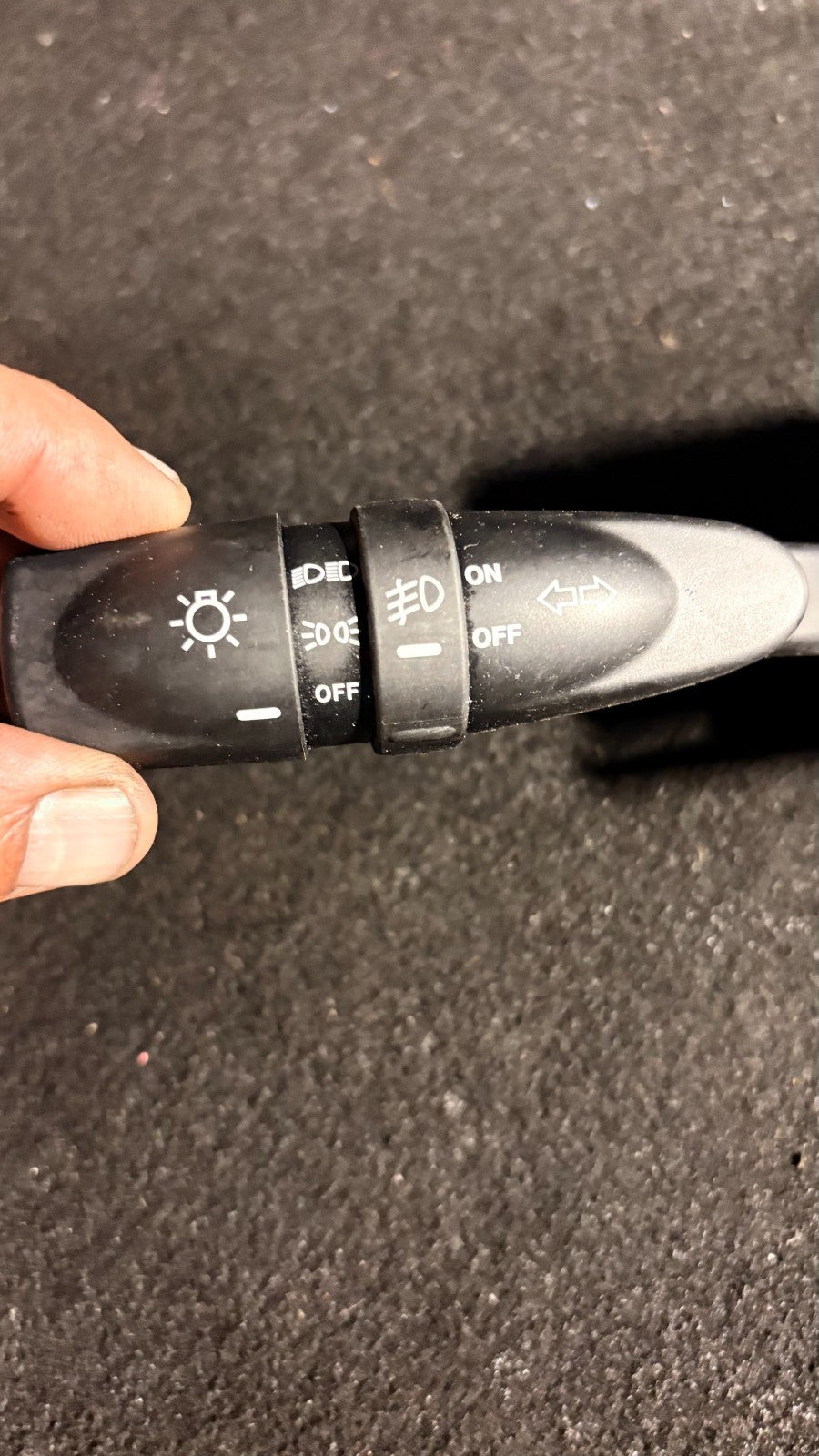 SsangYong Korando C200 2010-2016 Indicator Headlight Stalk Switch 202008886