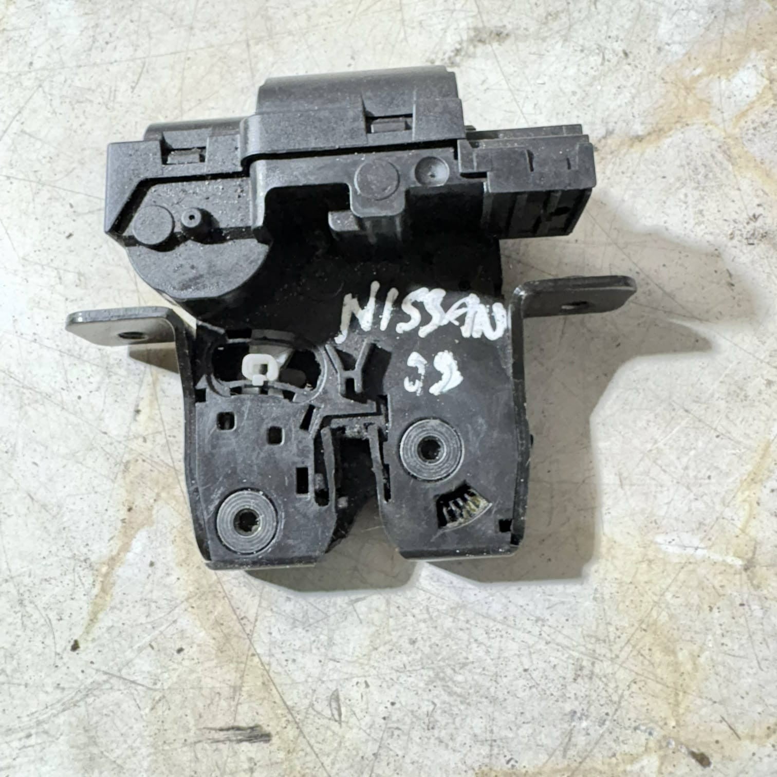 Nissan Qashqai Tailgate Boot Lid Lock SUV 4/5dr 90502AV70B (2008) 2.0 dCi