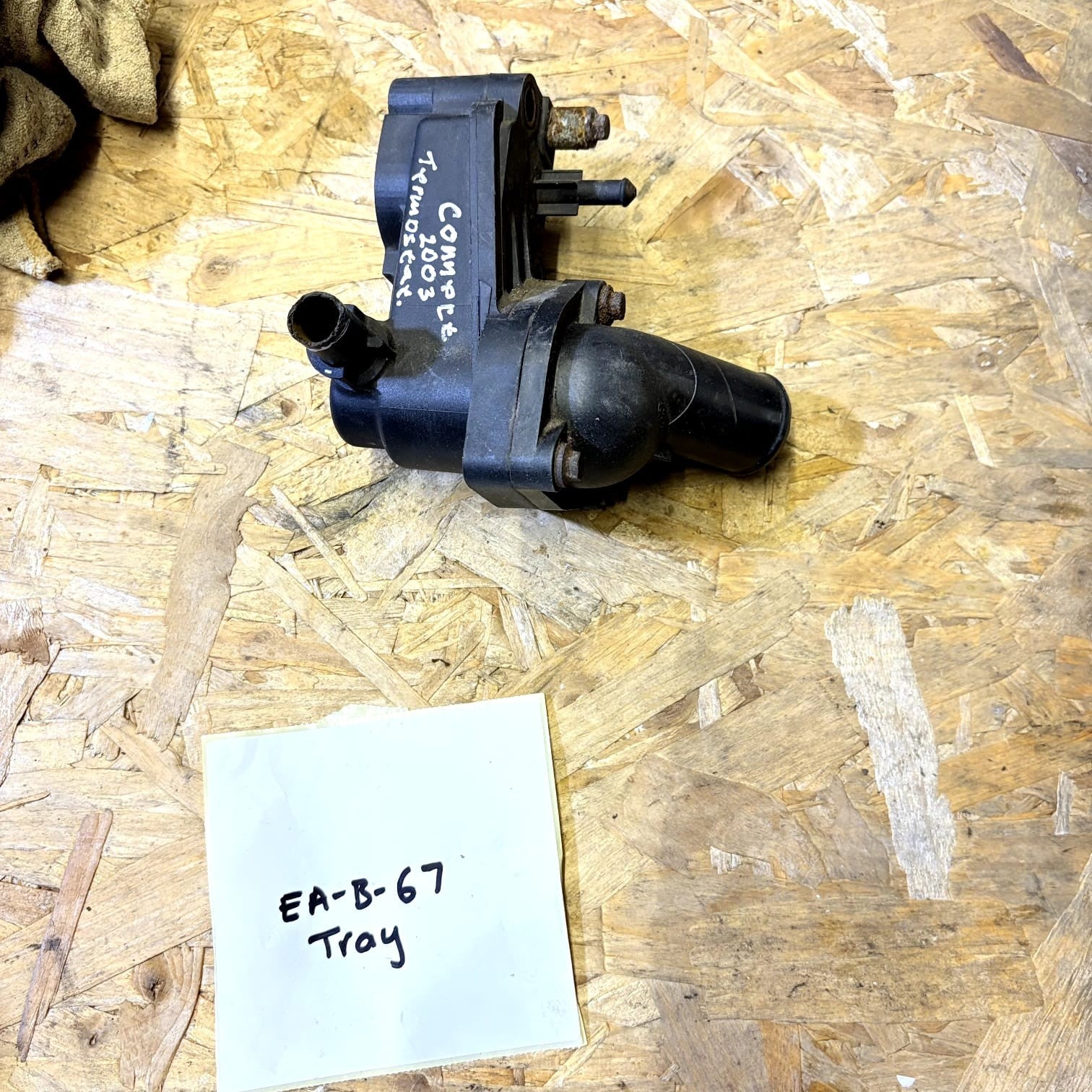 Ford Focus 11/04-06/08 Coolant Thermostat Housing 2S40-8594-AB 2S408594AB