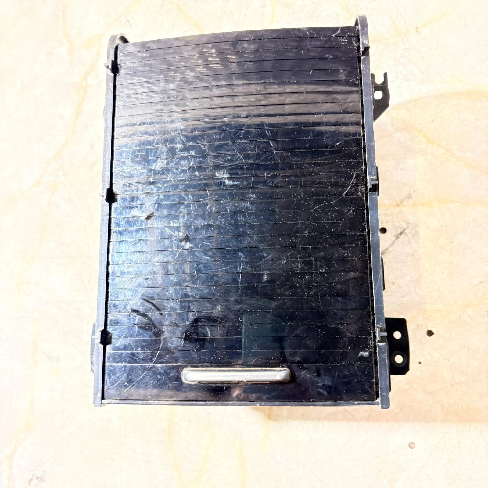 2011-2018 Range Rover Evoque L538 Cup Holder 12V Lighter RHD BJ32-600D00-CB
