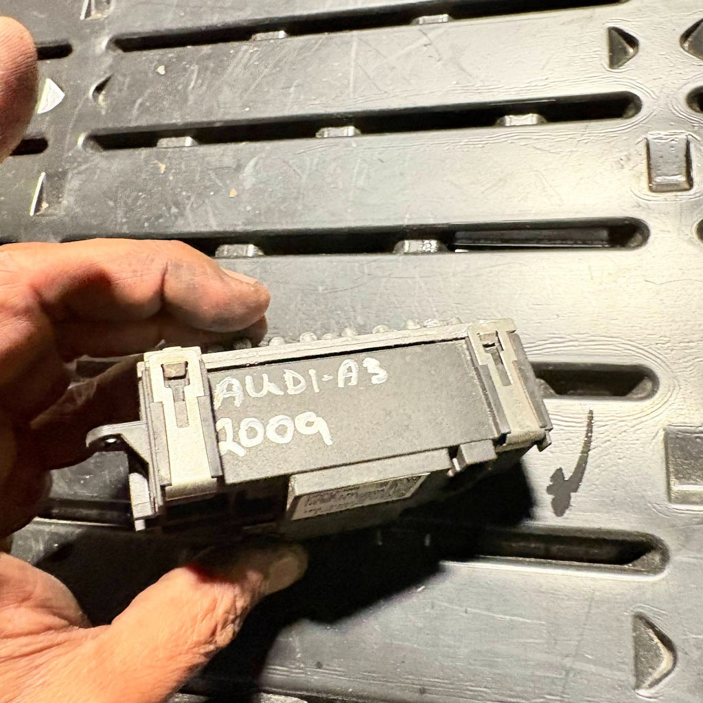 AUDI A3 2009 HEATER BLOWER FAN RESISTOR 3C0907521F