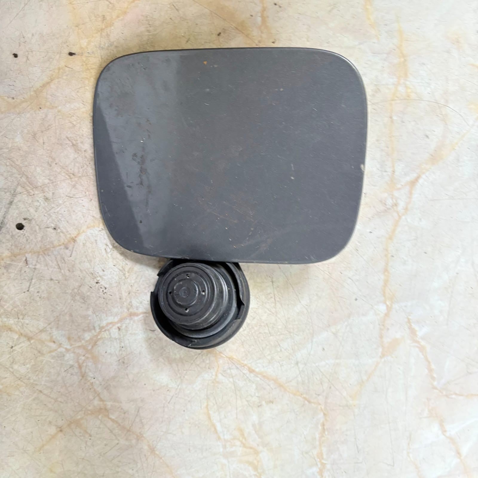 Nissan X Trail T32 2010 Fuel Flap Cover Cap KAD 284647532831