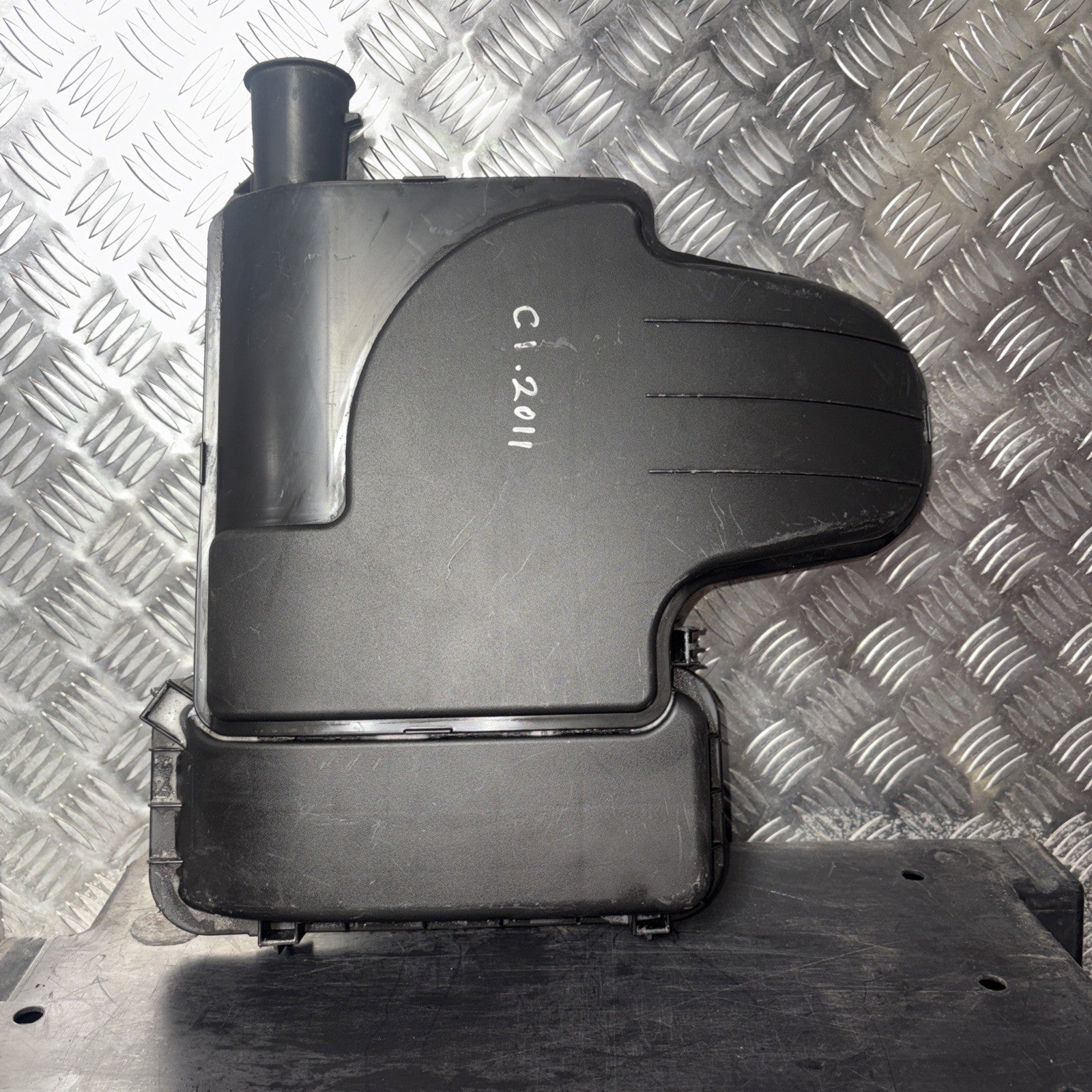 CITROEN CI AIR INTAKE FILTER BOX 17705-00010