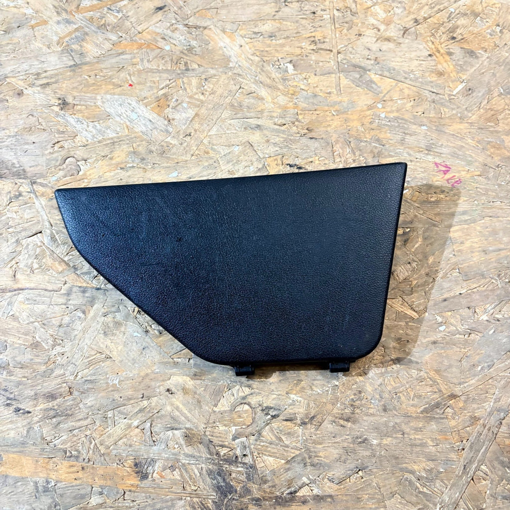 Kia Sportage Mk4 QL 2016-2021 Rear Right Tailgate Trim 85742-F1000
