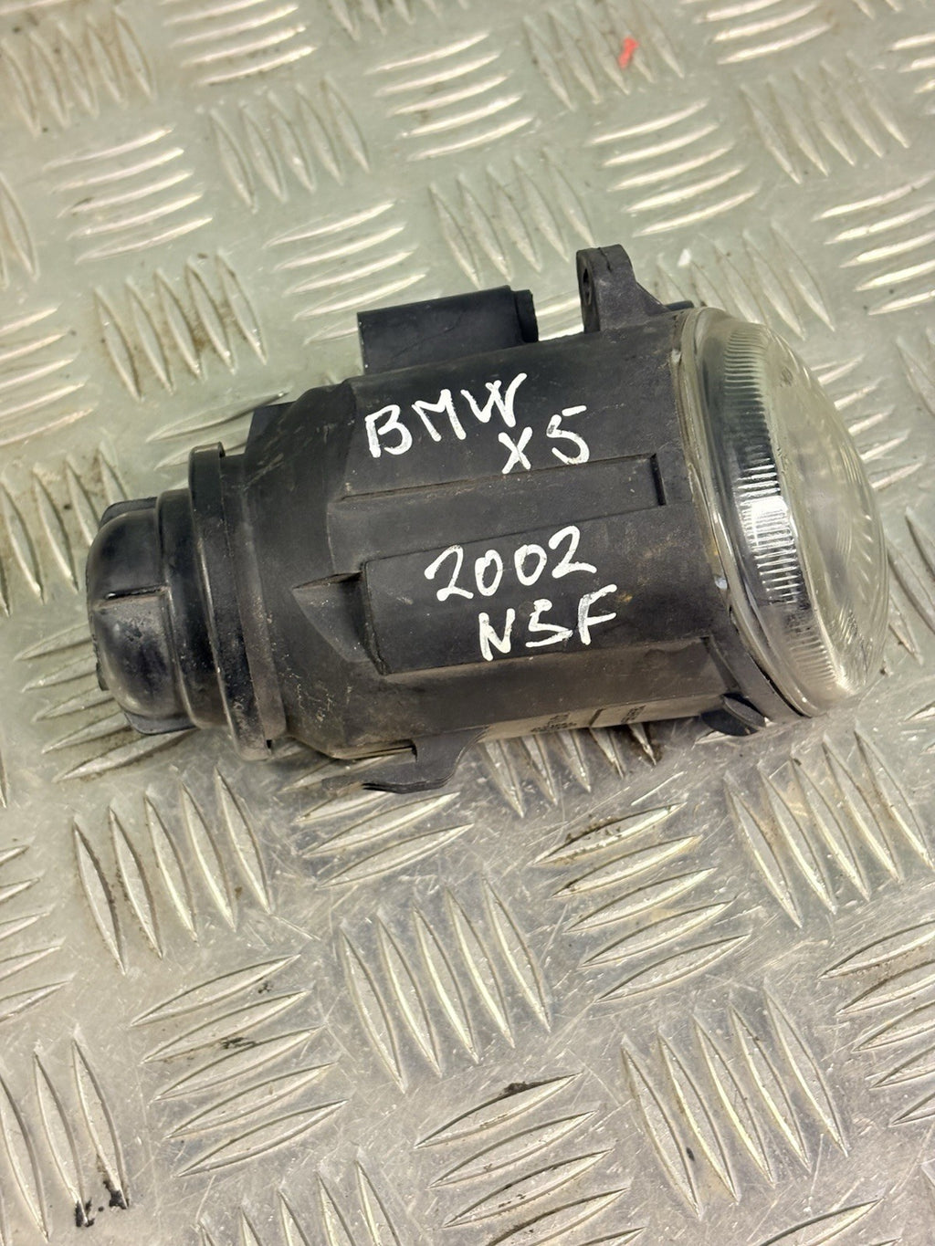 BMW X5 E53 N/S NEAR SIDE PASSENGERS SIDE FRONT BUMPER FOG LIGHT