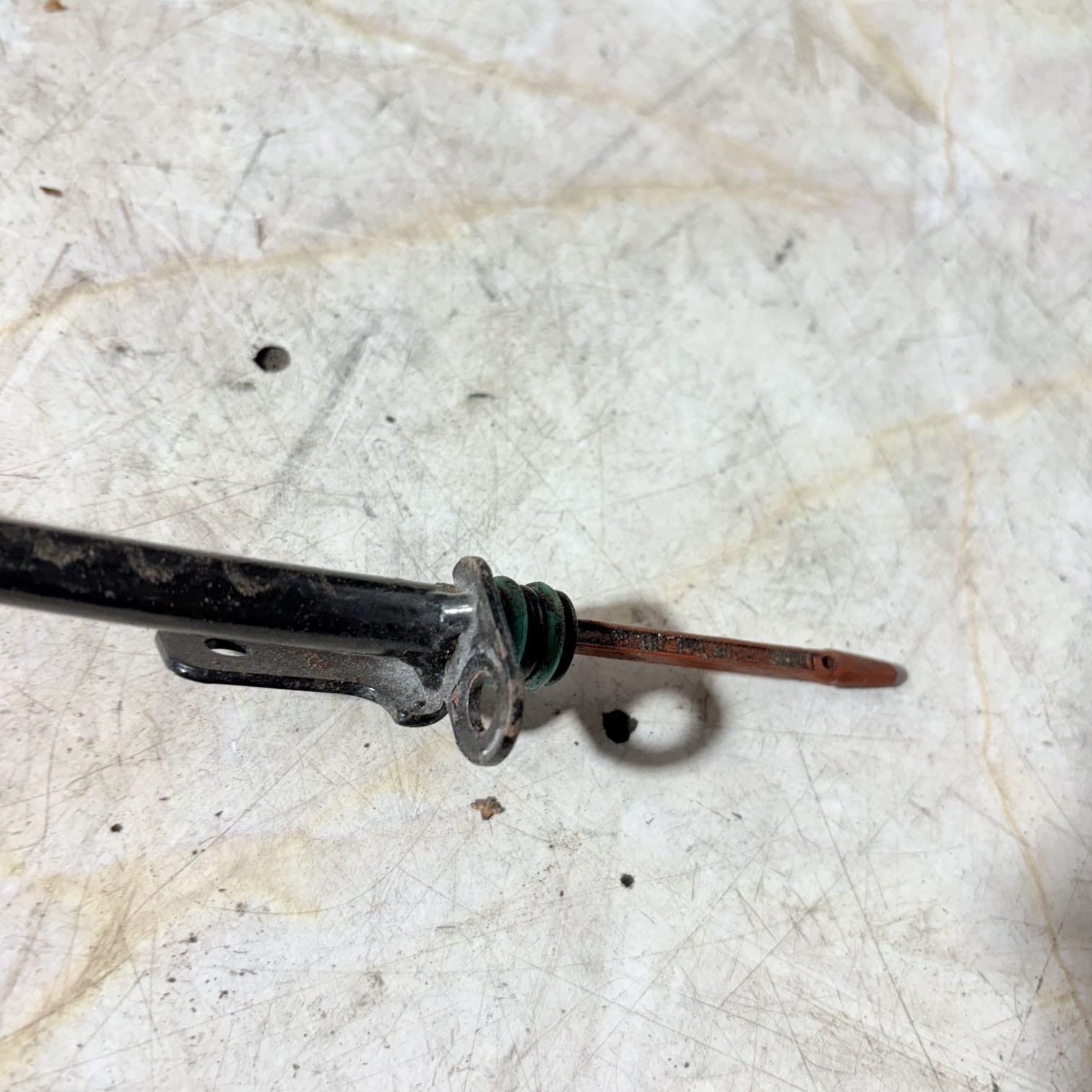 PEUGEOT 308 GT MK2 T9 5DR 2014-2021 2.0 BLUEHDI OIL DIPSTICK GUIDE TUBE