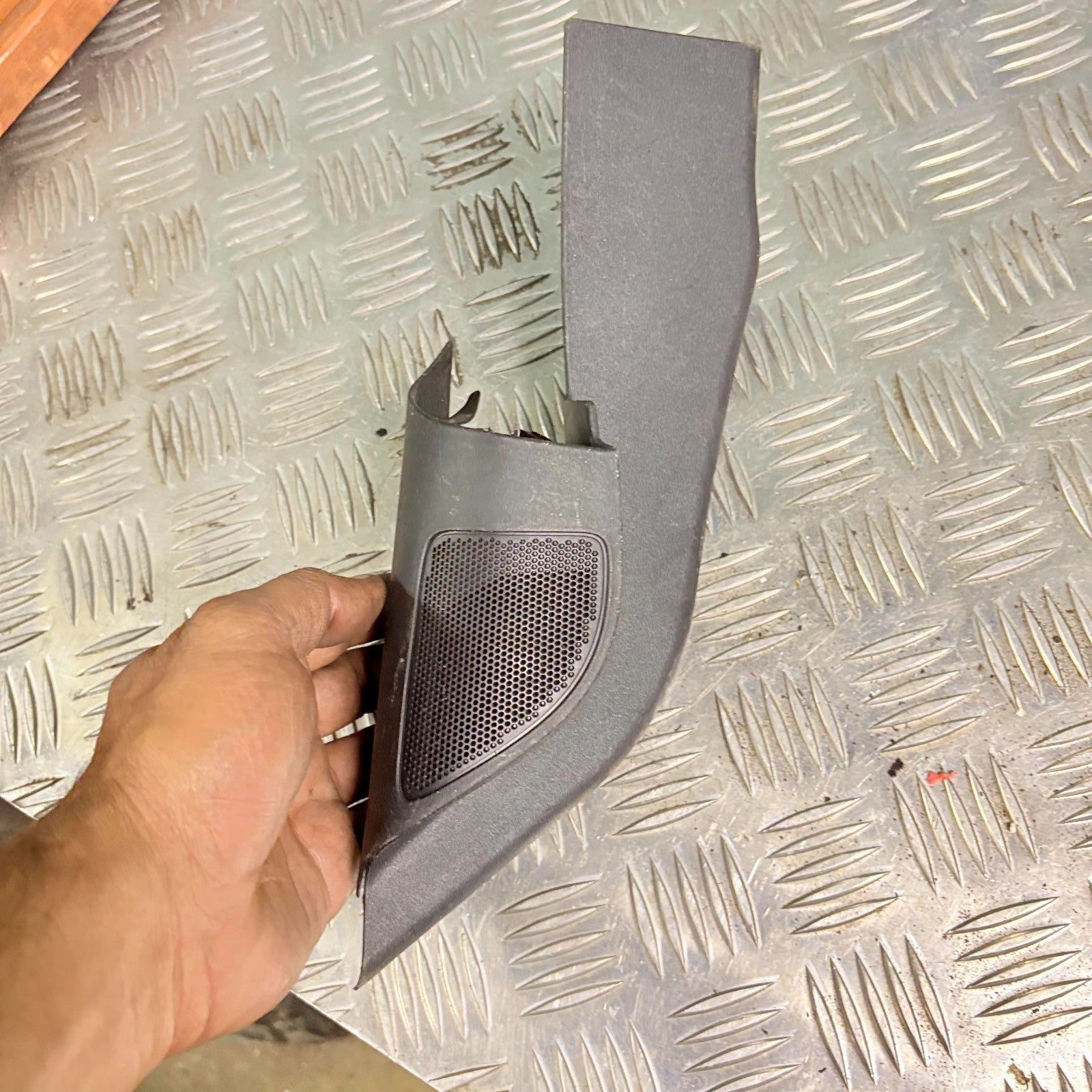 FORD FOCUS MK2 2004-2011 FRONT DOOR TWEETER SPEAKER MIRROR TRIM