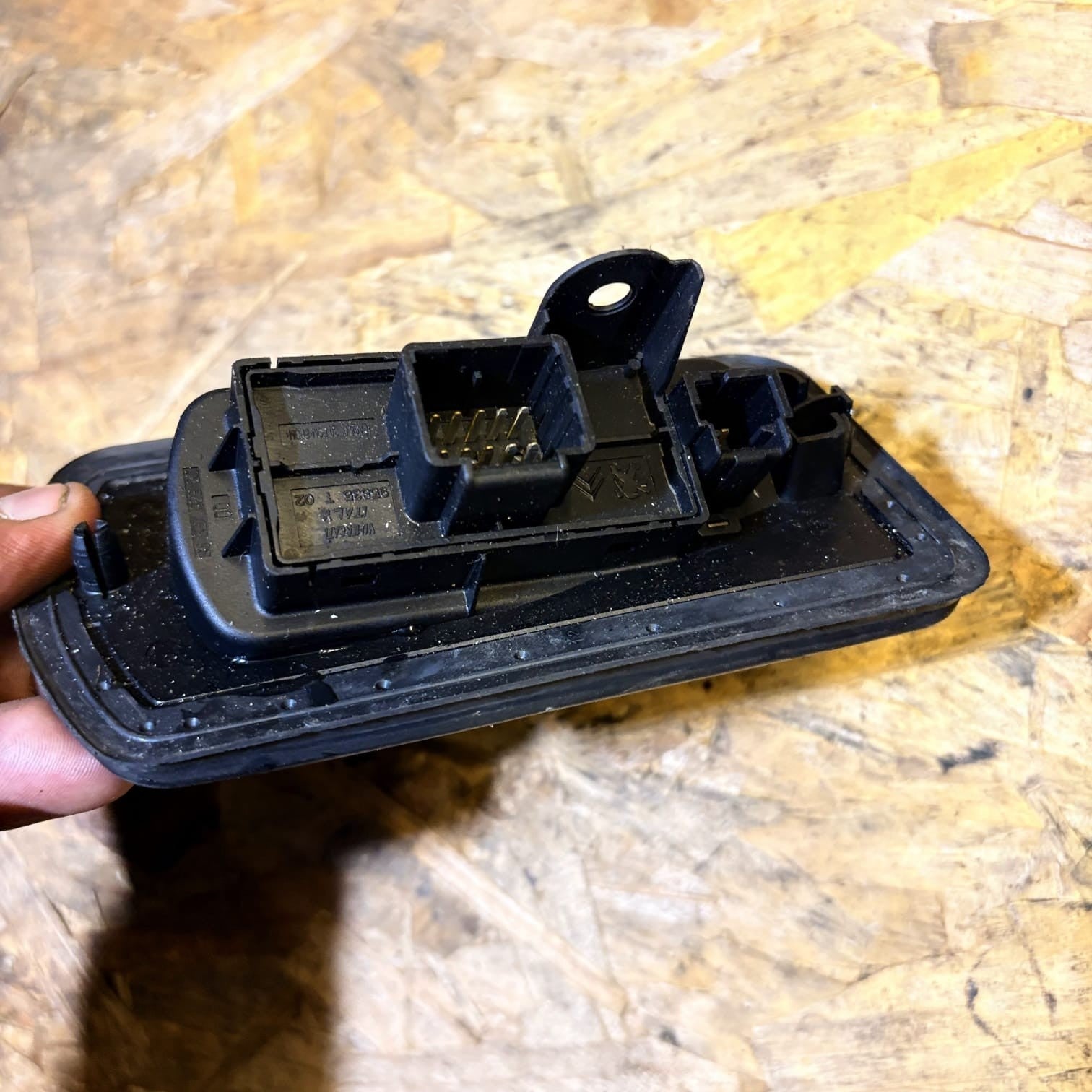 Peugeot 1007 Sliding Door Wiring Connector Plug RH 9661550680 2005-2009