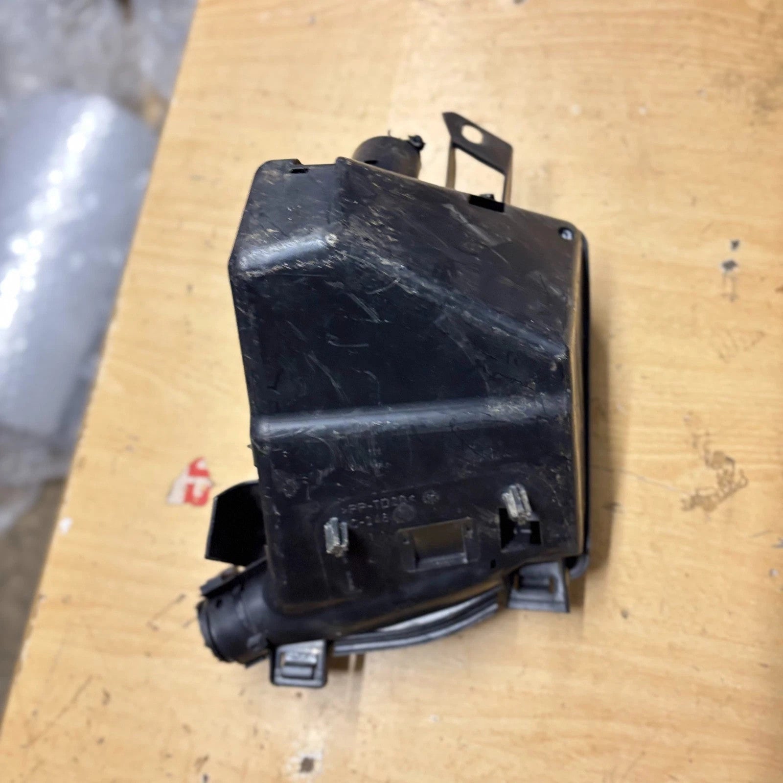 Fiat 500 2009 Engine Bay Fuse Box Relay Box Under Bonnet Power Distribution