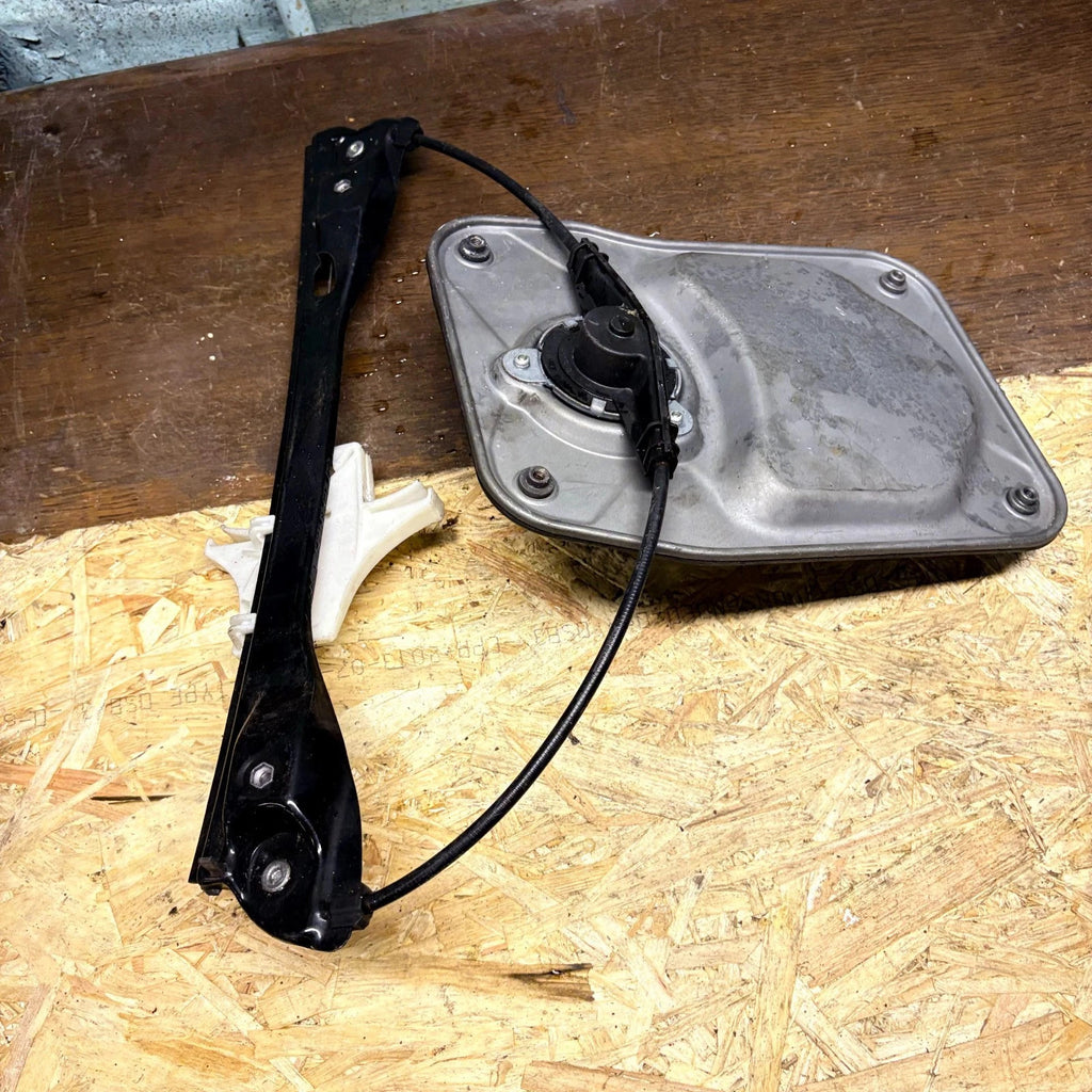 Skoda Fabia Mk2 5J 2007-2014 Rear Left Manual Window Regulator 5J4839401B