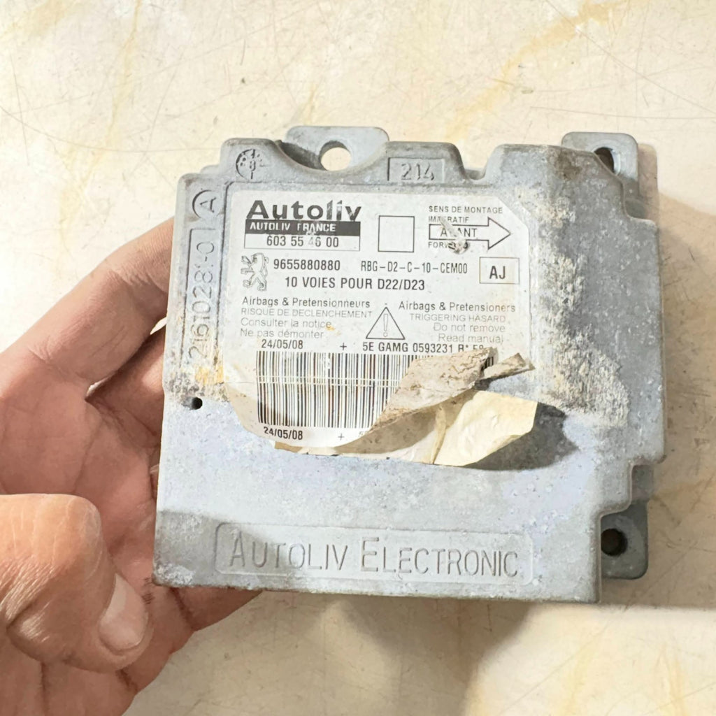 Peugeot 407 2004-2009 Airbag Controle Module Engine Control Unit 9655880880