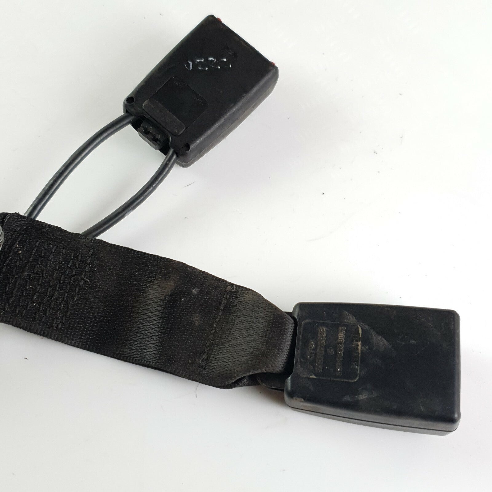 MERCEDES-BENZ S-CLASS W220 98-05 REAR CENTER SEAT BELT BUCKLE 2208600869