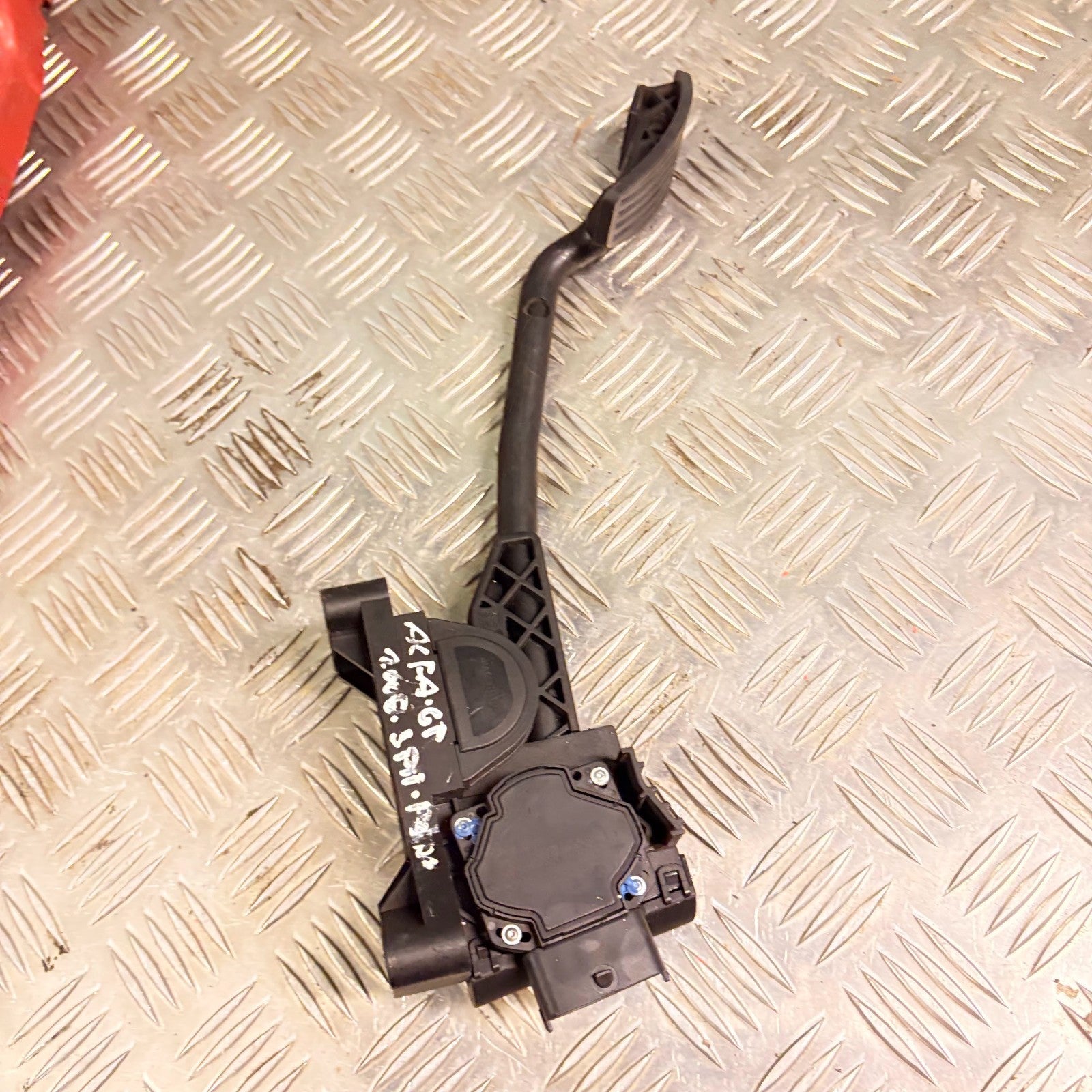 ALFA ROMEO GT THROTTLE PEDAL ASSEMBLY 0280752228 2008