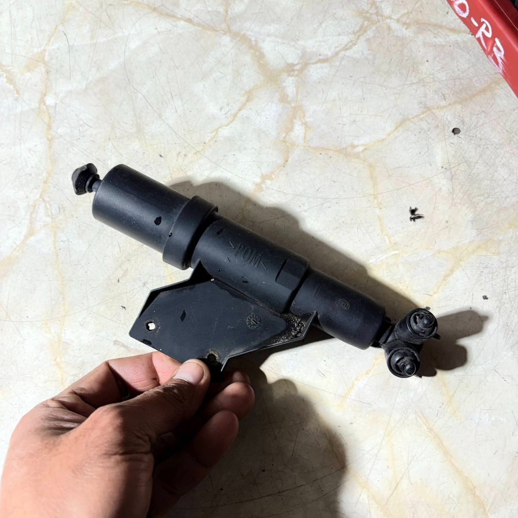 Jaguar X-Type 2007 Headlight Washer Left Front Passenger Side