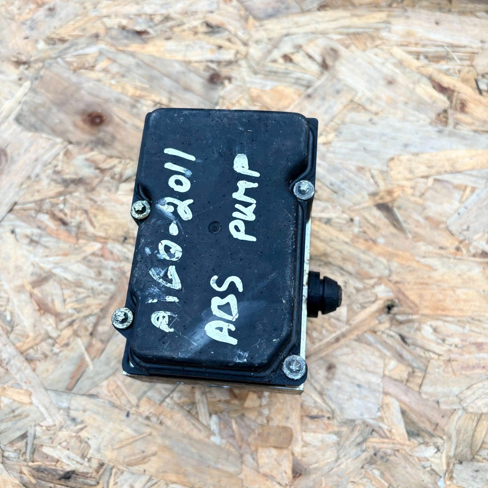 TOYOTA AYGO MK1 ABS PUMP CONTROL 0265237579 2005-2014