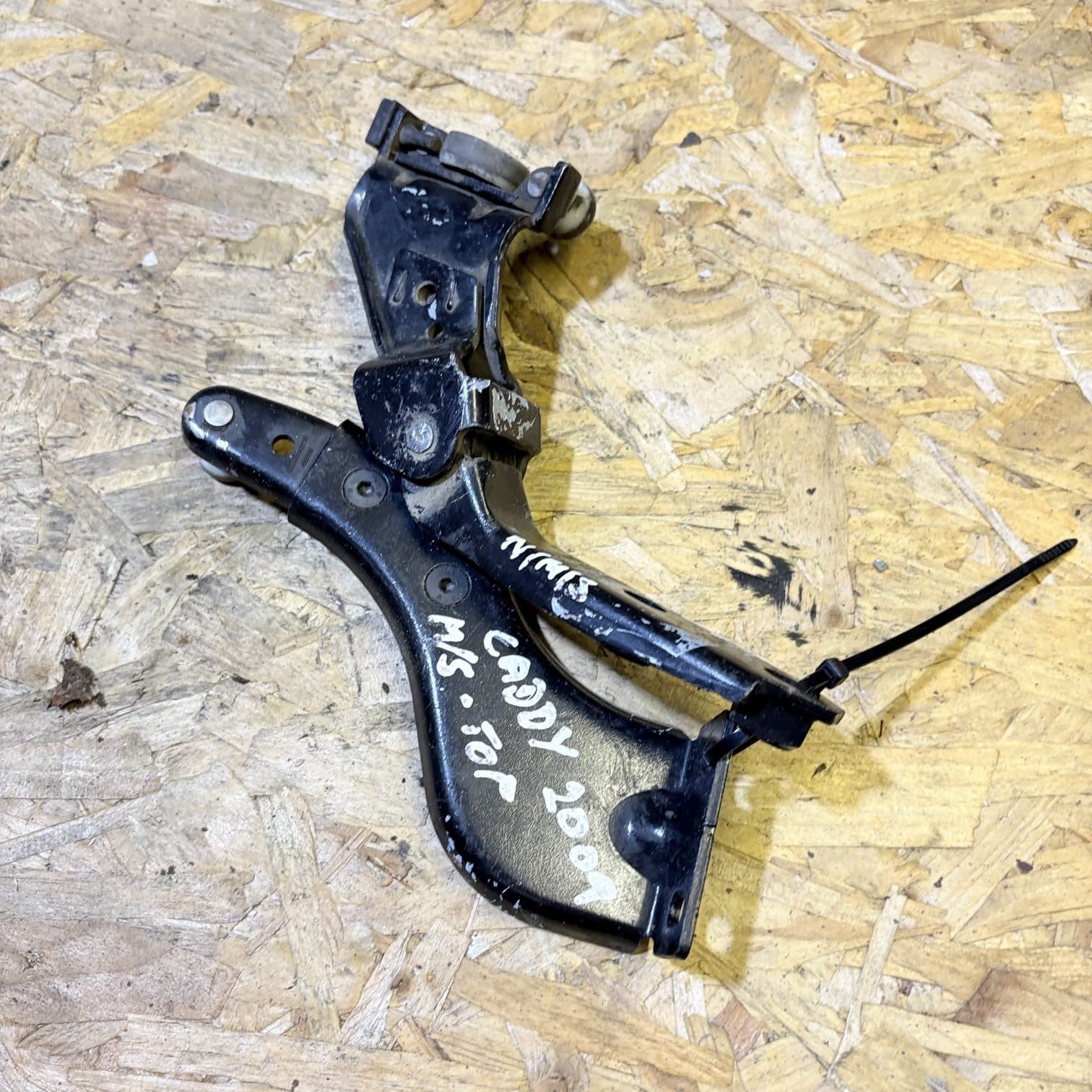 ka6669l Montage, Kühler ka6670r Volkswagen Caddy DE1819872-81 2009