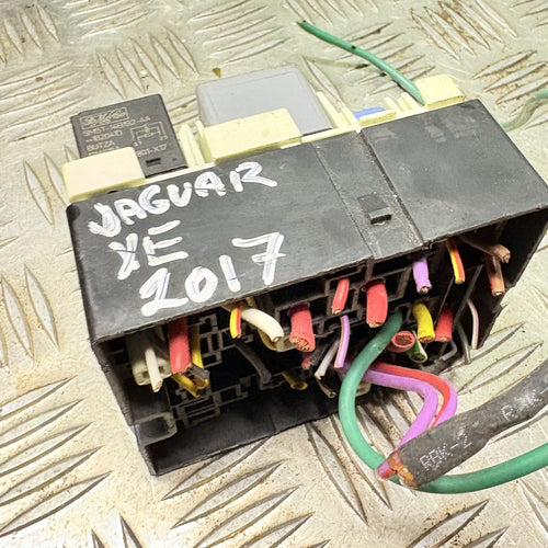 #1 JAGUAR XE X360 2017 FUSE BOX GX7314A076AA
