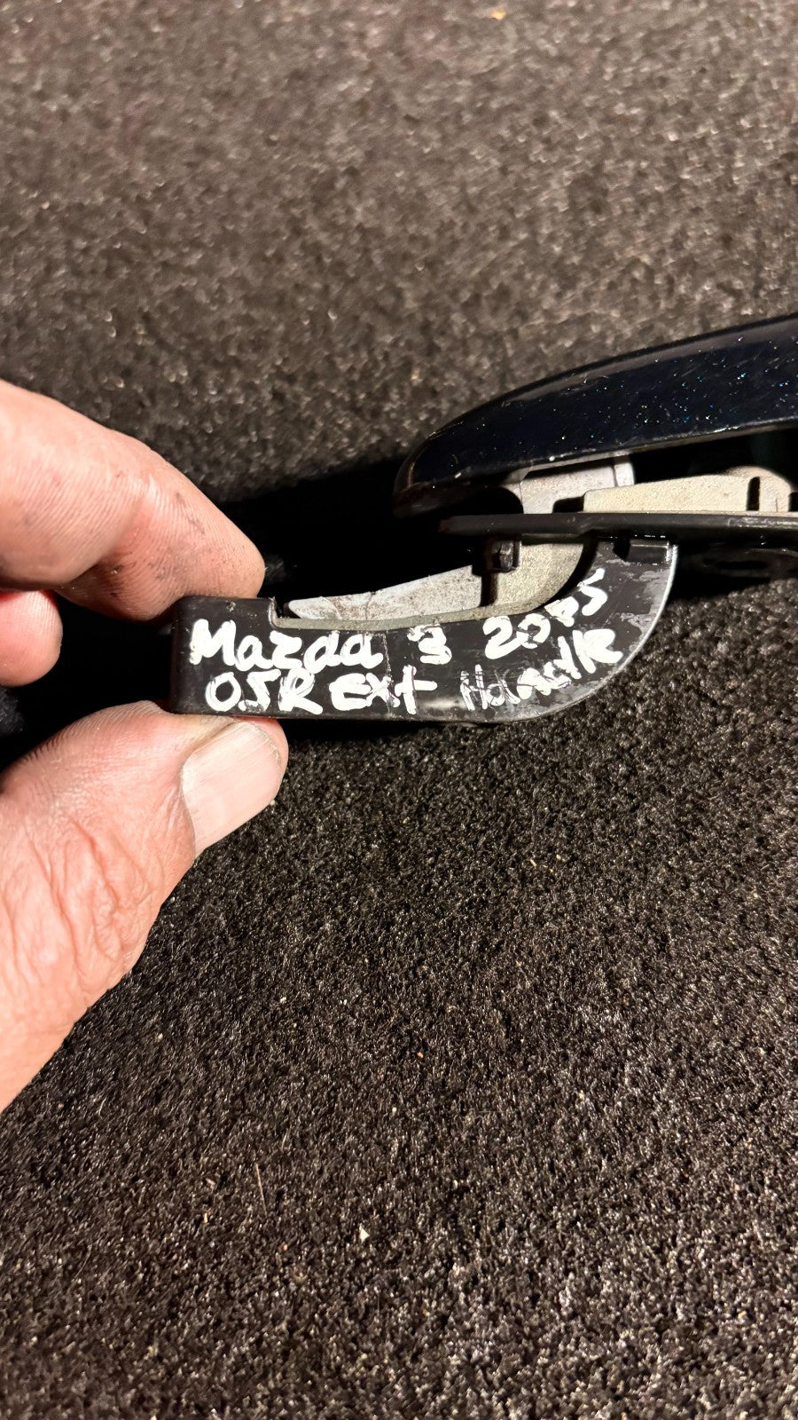 2015 MAZDA 3 OFFSIDE REAR EXTERIOR DOOR HANDLE