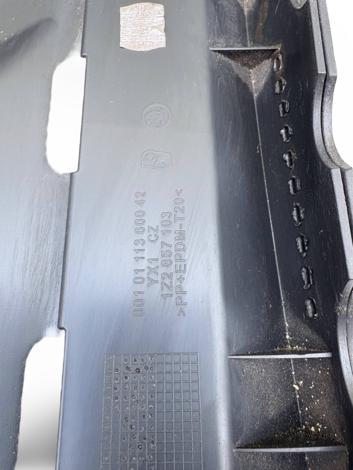 SKODA OCTAVIA MK2 FRONT DASH BOARD GLOVE BOX COMPARTMENT 1Z2857103 1Z2857097L 8
