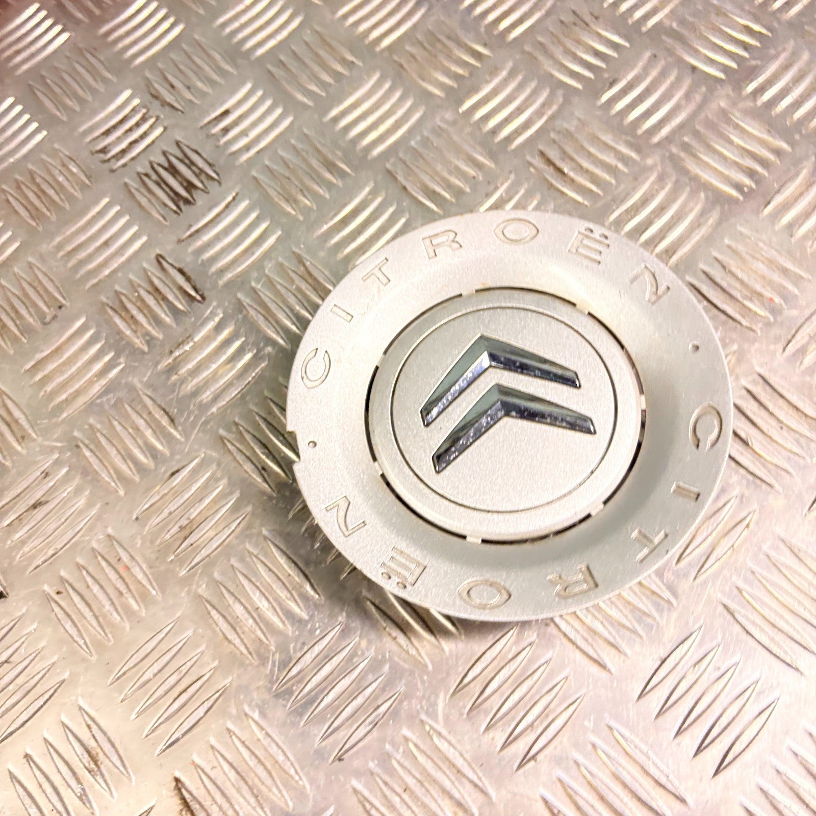 CITROEN C3 C4 C5 CENTRE CAP FOR ALLOY WHEEL 9650263980