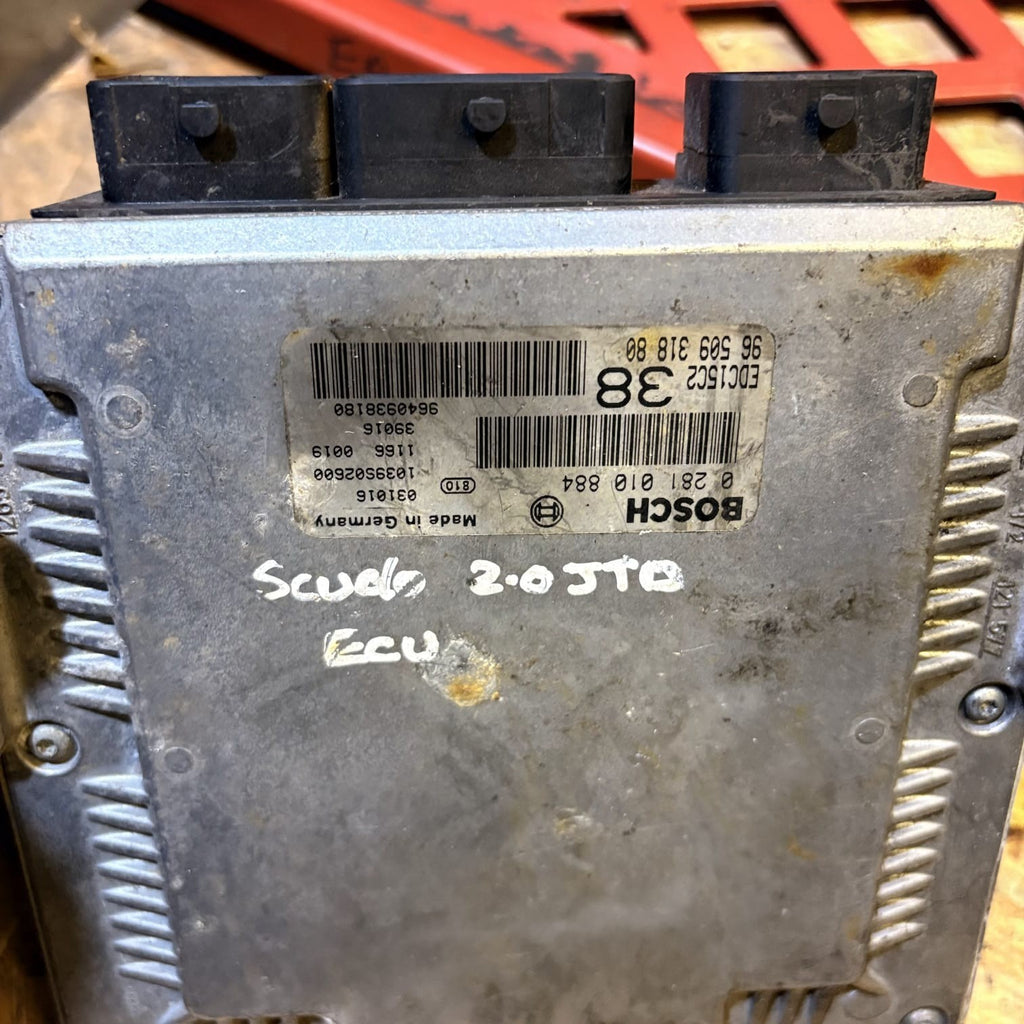 PEUGEOT CITROEN FIAT SCUDO DISPATCH 0281010884 9650931880 ECU ENGINE CONTROL