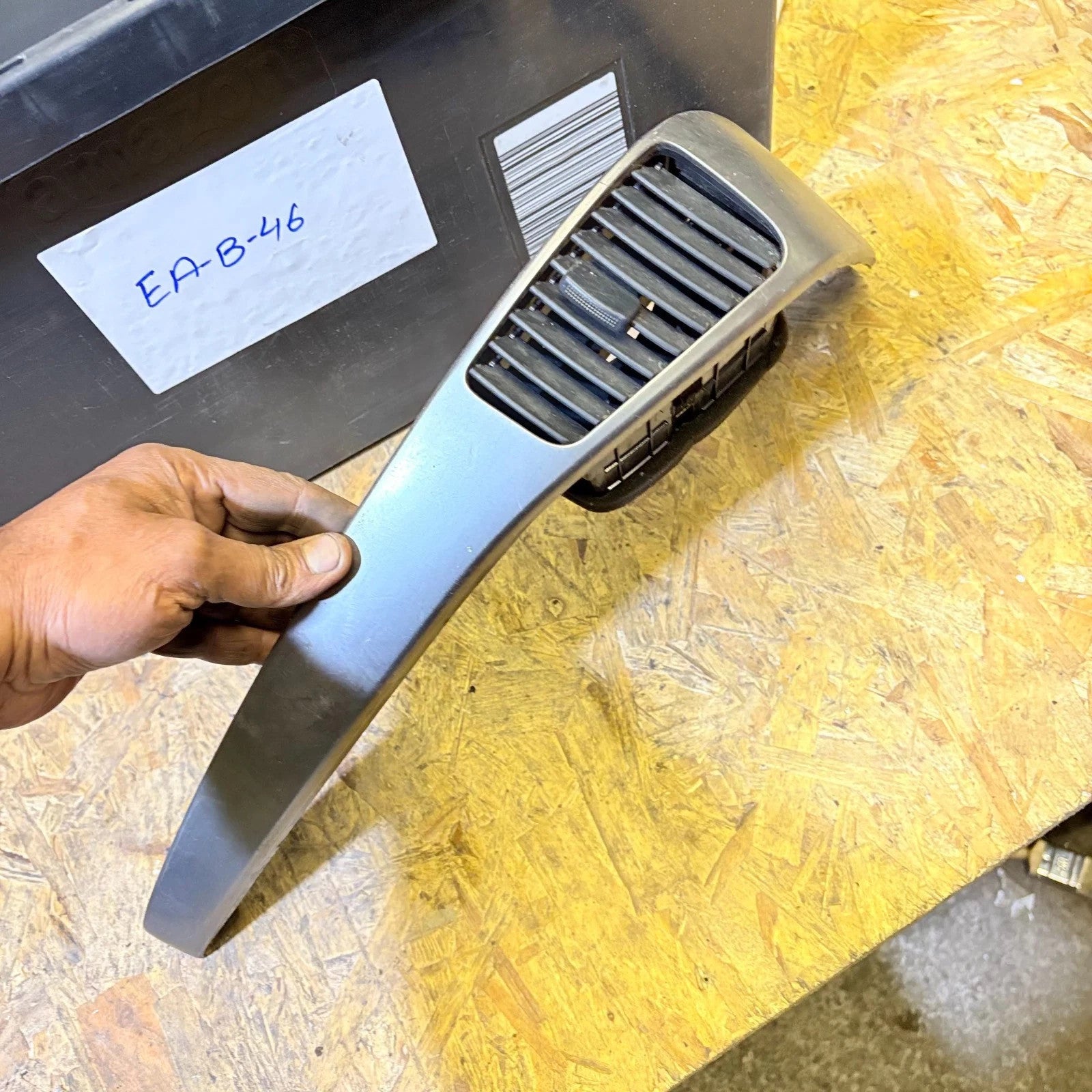 KIA SORENTO 2005 DASHBOARD AIR VENT FRONT DRIVER RIGHT SIDE