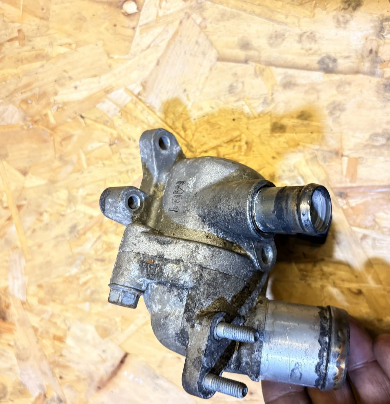 Honda Cbr 929 Rr 00-01 Thermostat Valve 19311Mcj305 19315Mcj000 2017