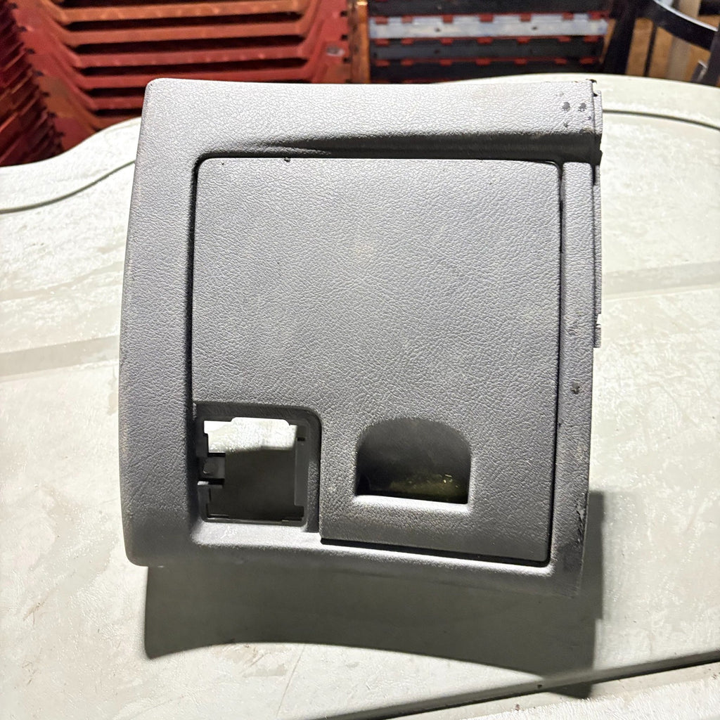 PEUGEOT 407 2008 DRIVERS SIDE FRONT DASHBOARD COMPARTMENT BOX 9647299277