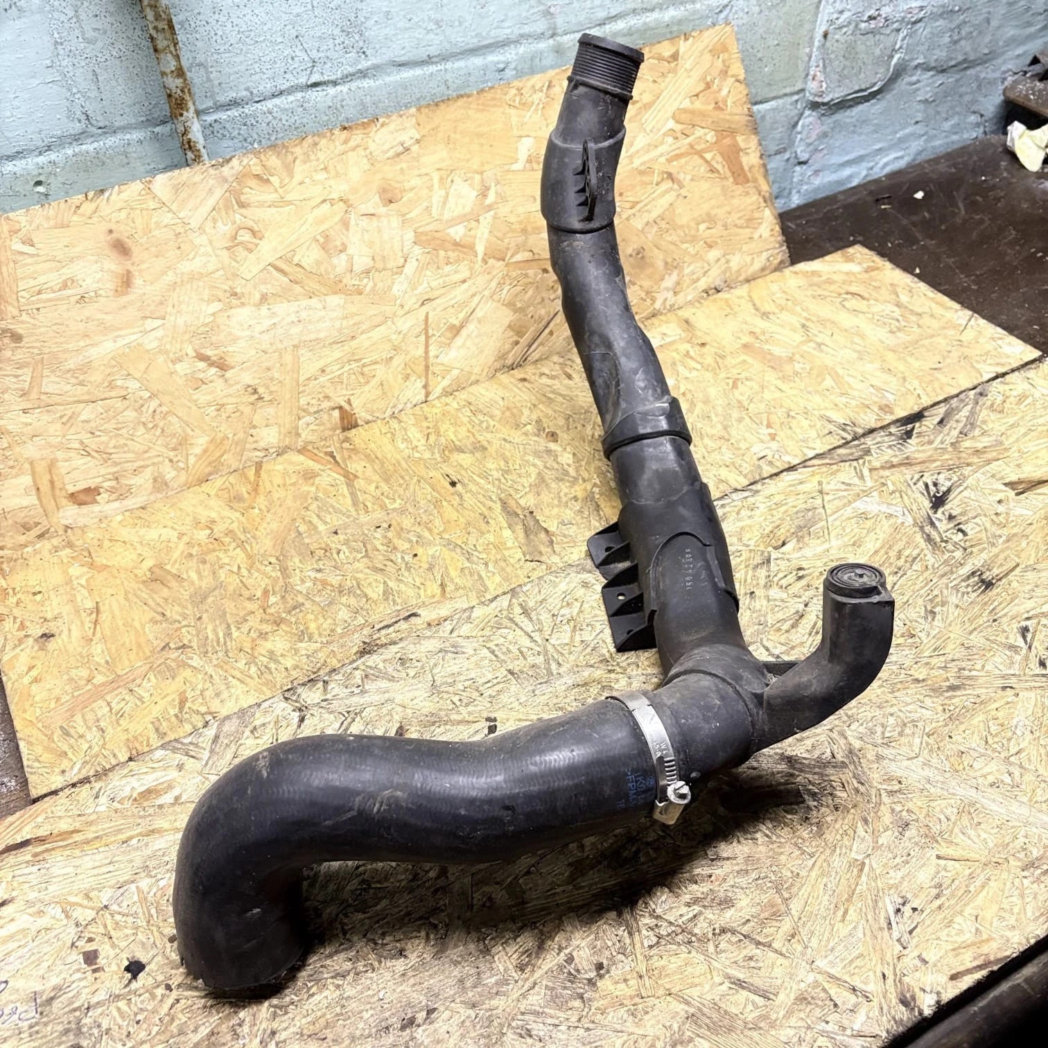 Seat Altea 5P 1.6 Diesel Turbo Pressure Pipe 1K0145840AA