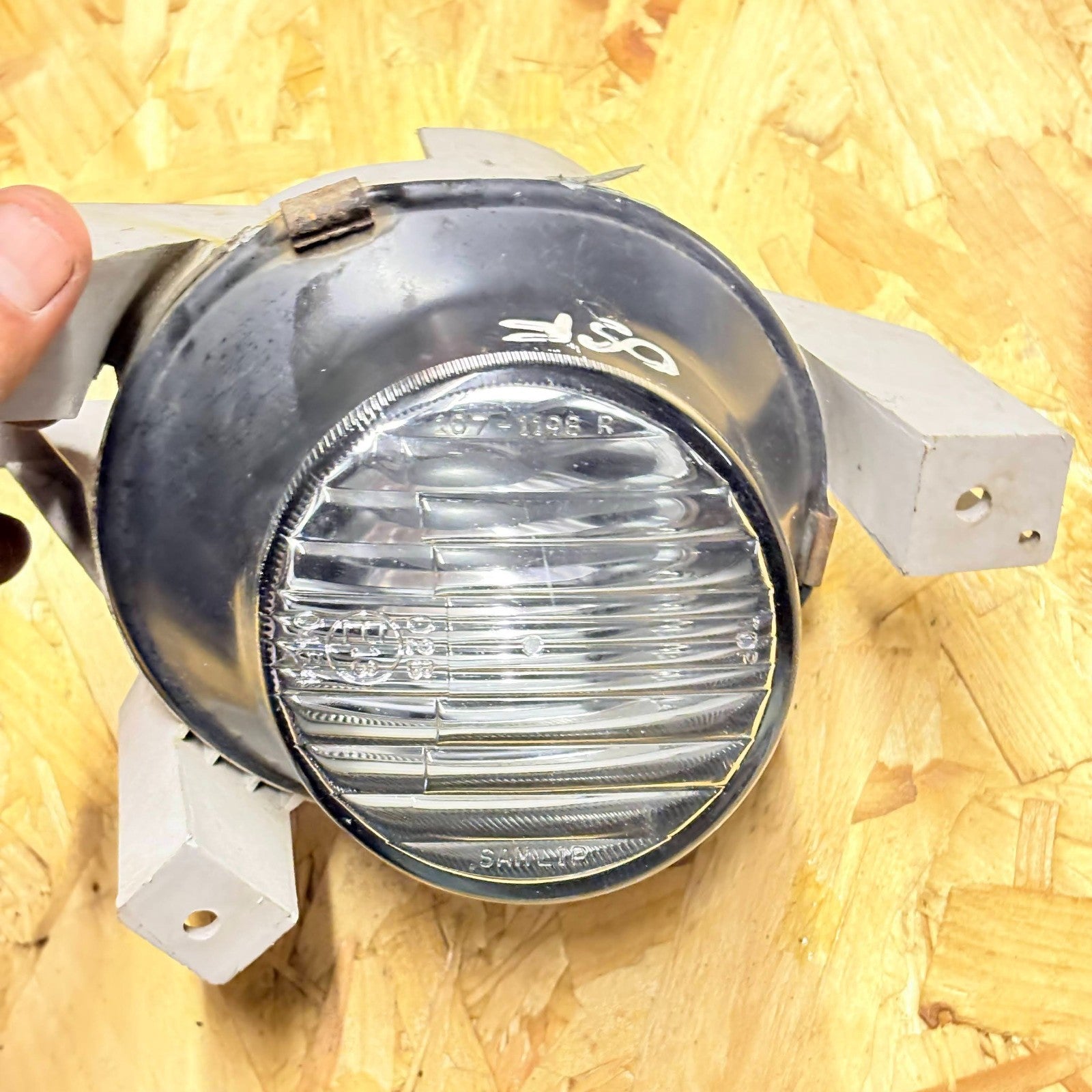 Suzuki Ignis 2005/Left Front Headlight/1071198R