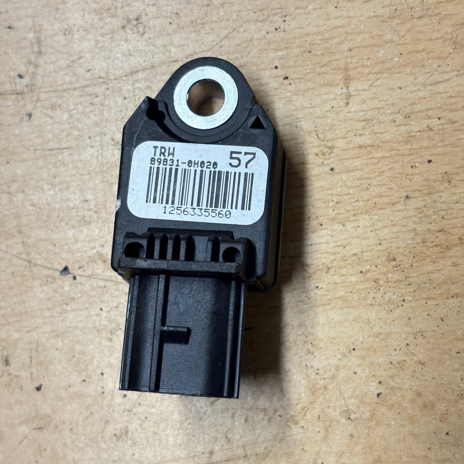 TOYOTA Aygo 2014-2018 Airbag Crash Impact Sensor Module OSF 89831-0H020
