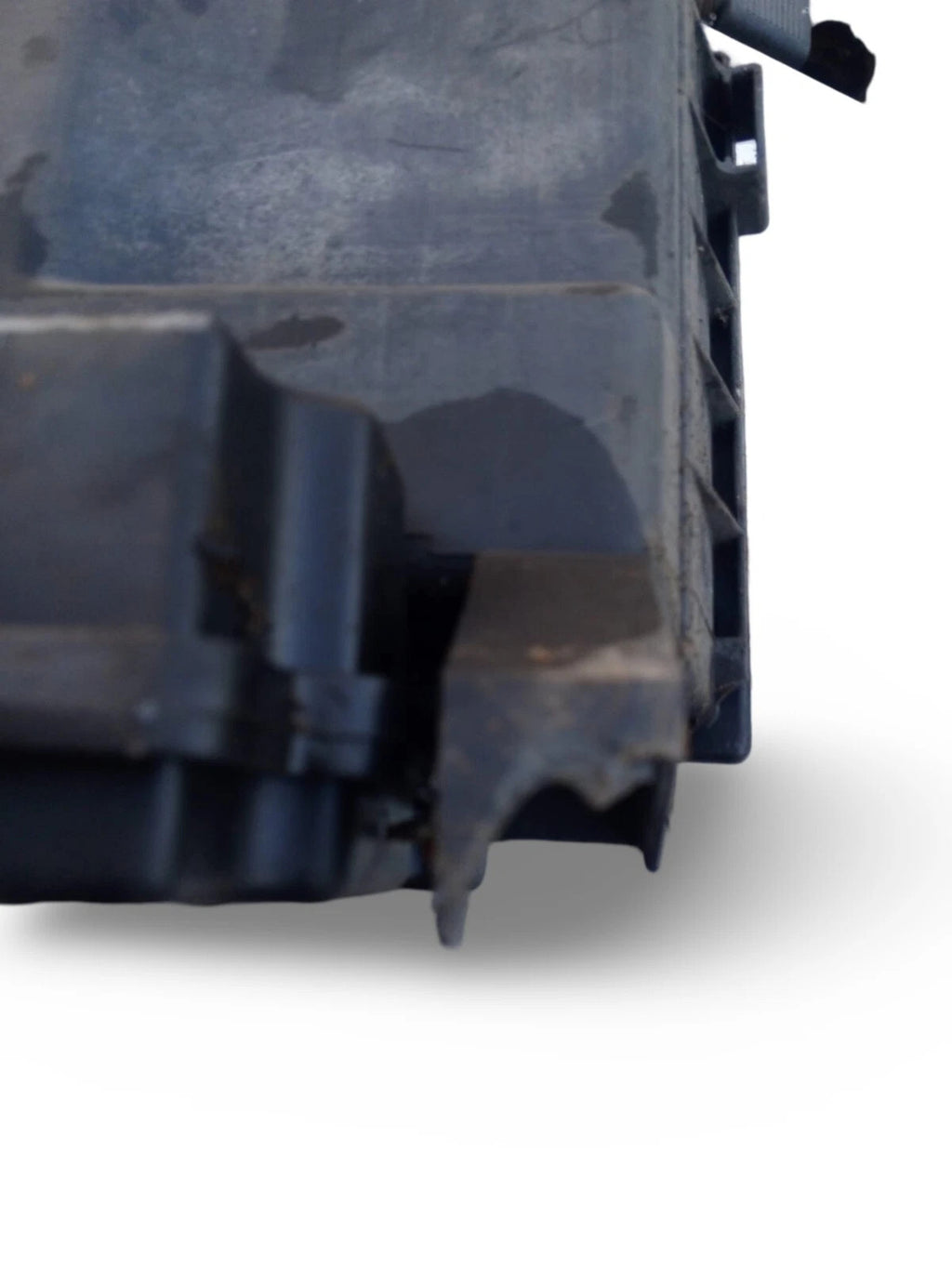 1996-2004 MITSUBISHI CARISMA MK1 AIR FILTER BOX MB957381