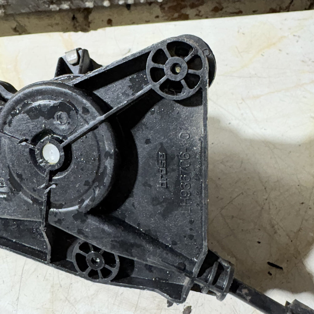 Volkswagen Up Left Front PAssenger Side Window Regulator Mechanism LH936706
