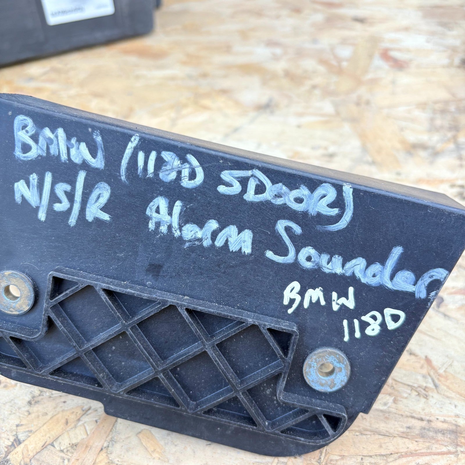 BMW 1 Series LEft Rear Passenger Side Alarm Siren 9124581