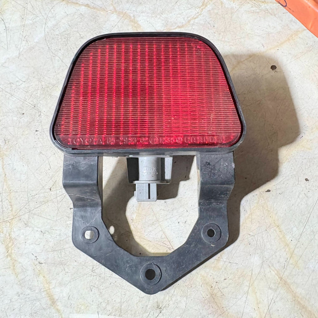 Toyota Avensis D4D High Level Centre Third Brake Light 54533721