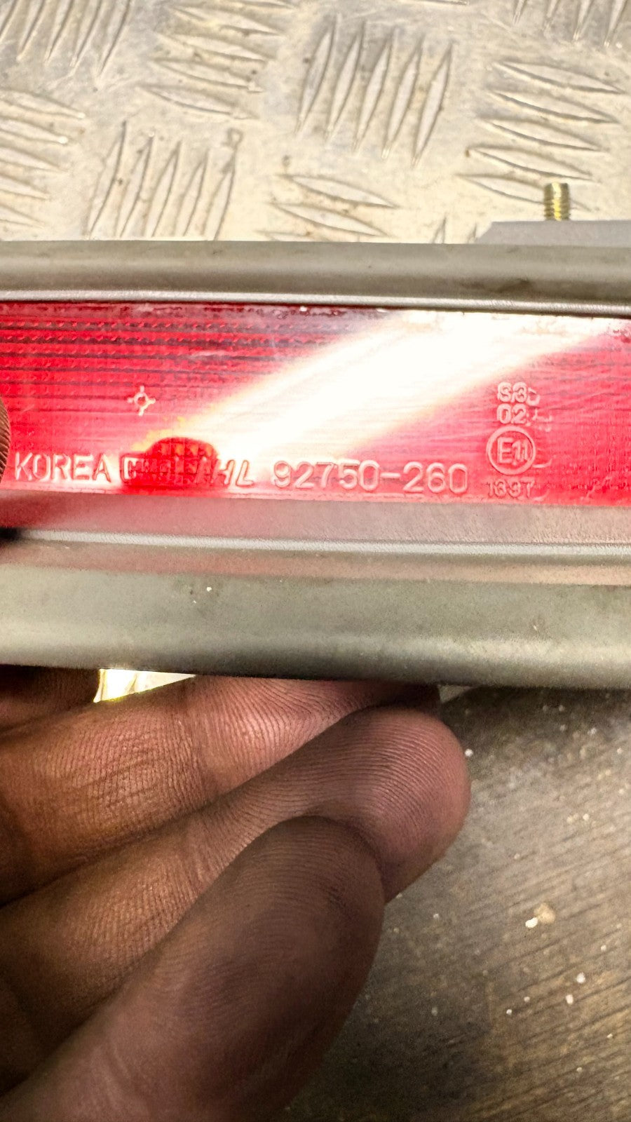 Hyundai Santa Fe 3rd Auxiliary Brake Light 92750-260 2010