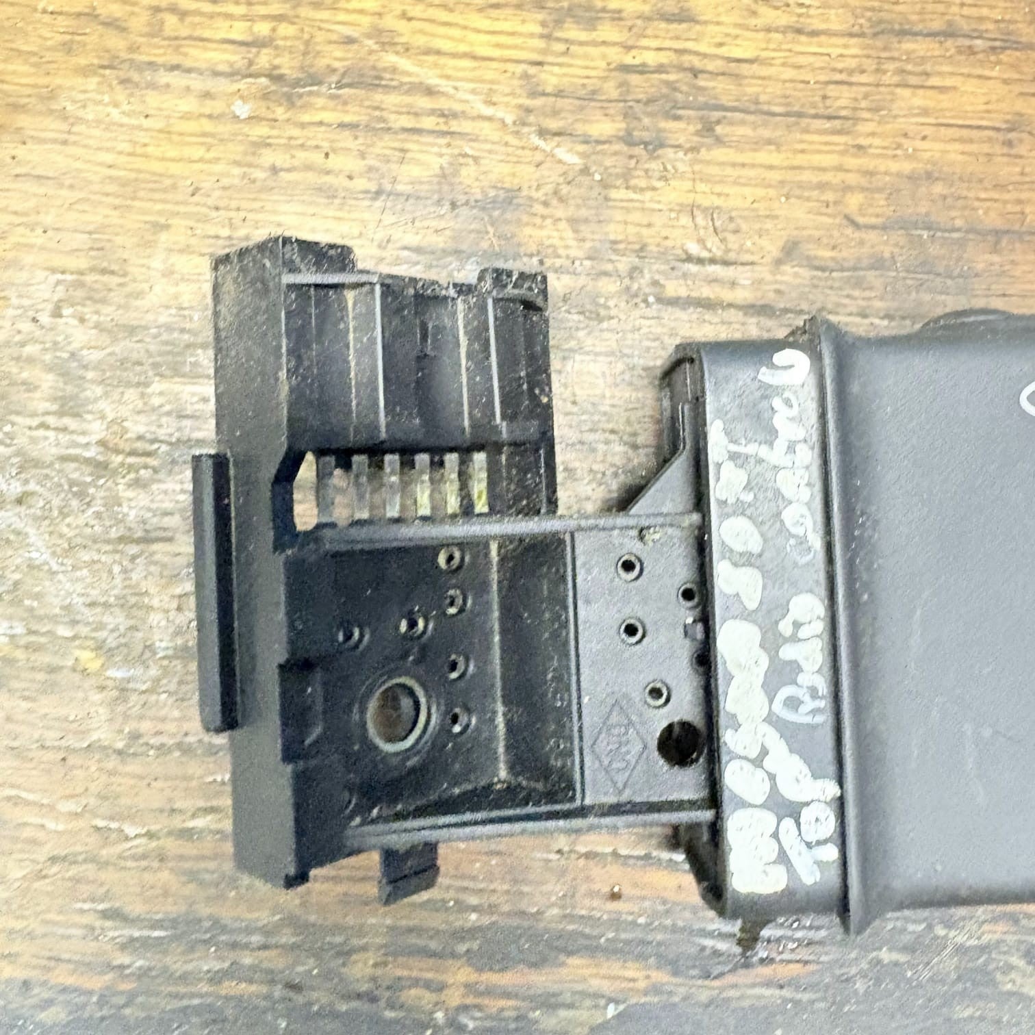 Leva di controllo audio Renault Megane II, 8200103769