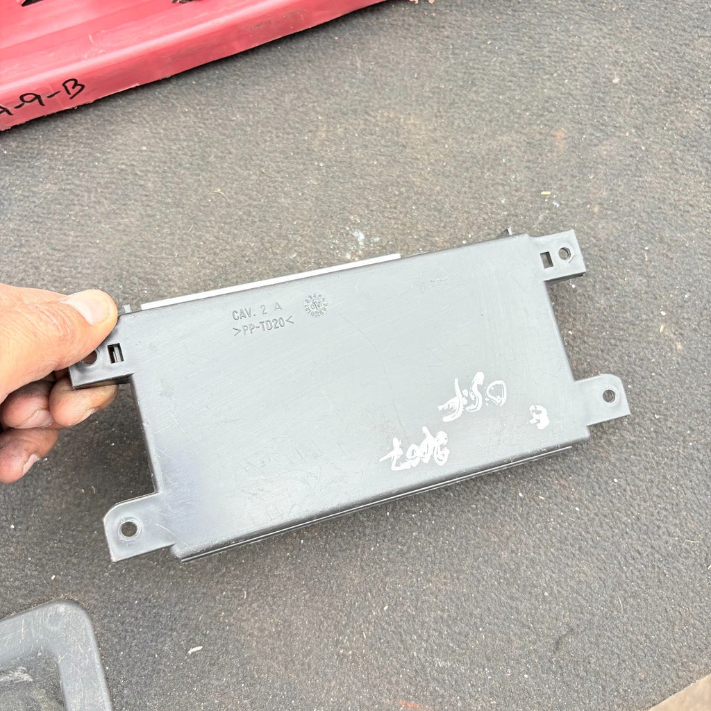 Jaguar S Type 2004-2008 Driver Front Right Door Control Module 4R8313C791BB