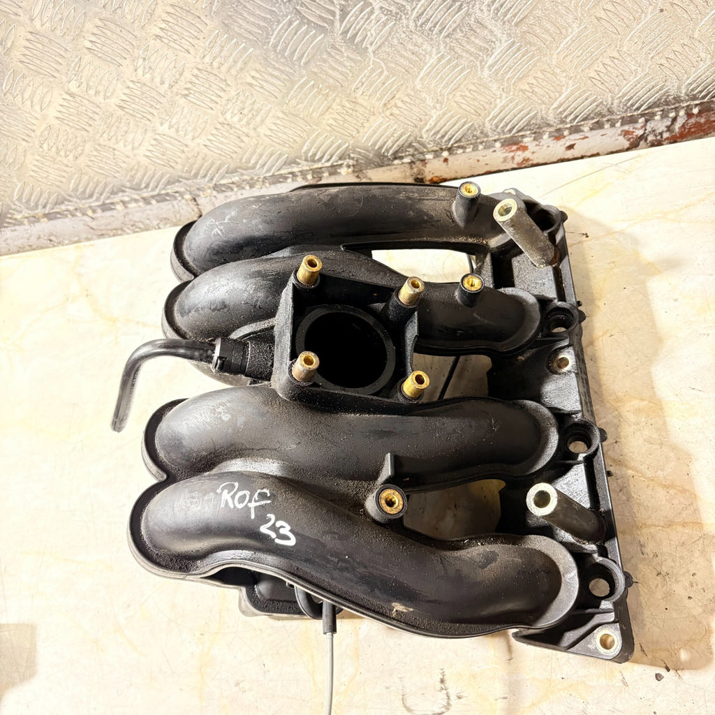 Intake manifold MERCEDES-BENZ 1998 W220 S CLASS A 111 14021 01