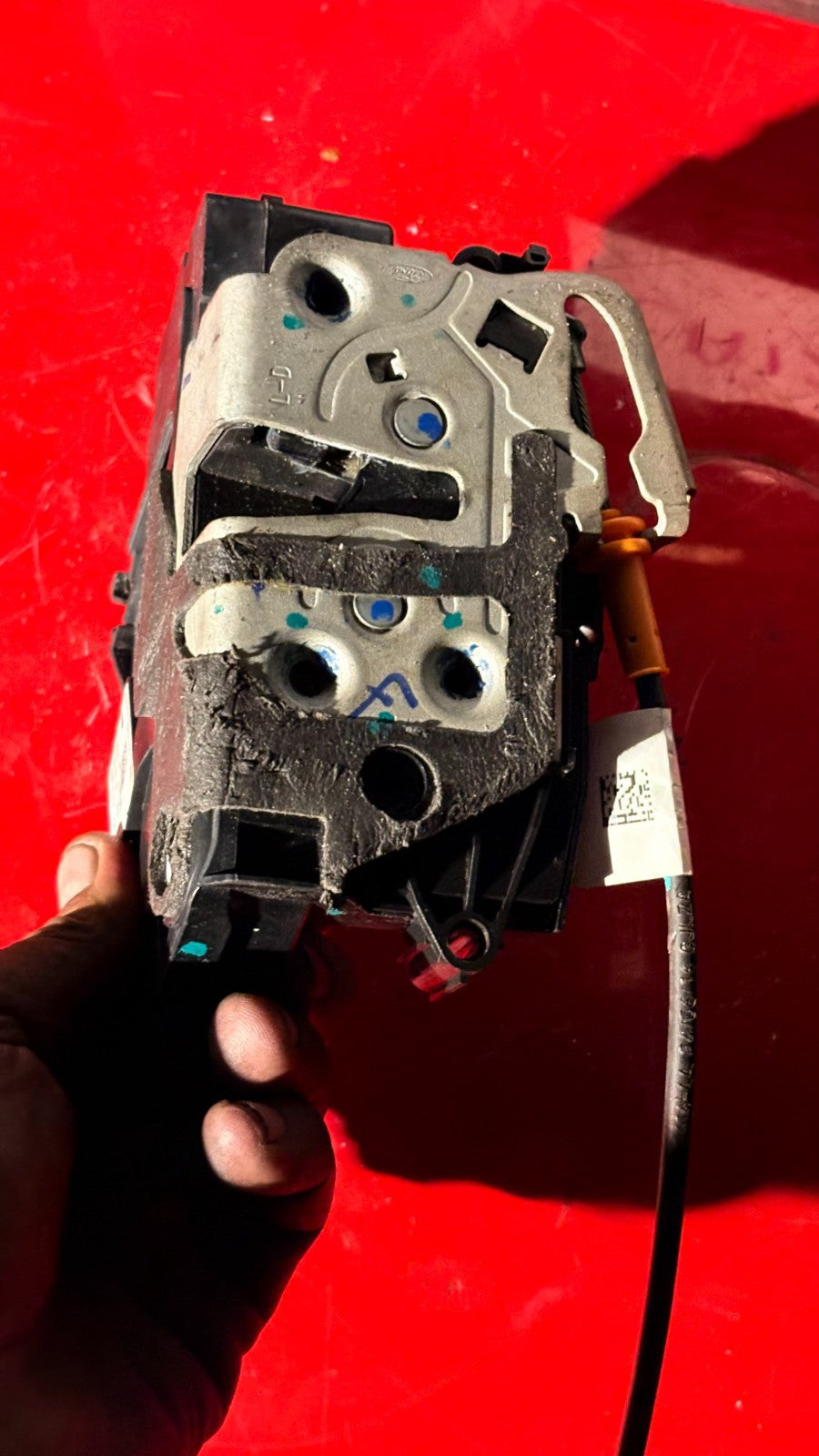 FORD ECOSPORT DOOR LOCK REAR LEFT EN15-A264A27-AB 2018