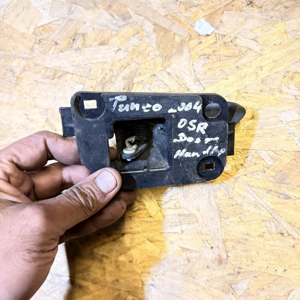 Fiat Punto My2004 Door Handle Opening / Driver Rear 735267590