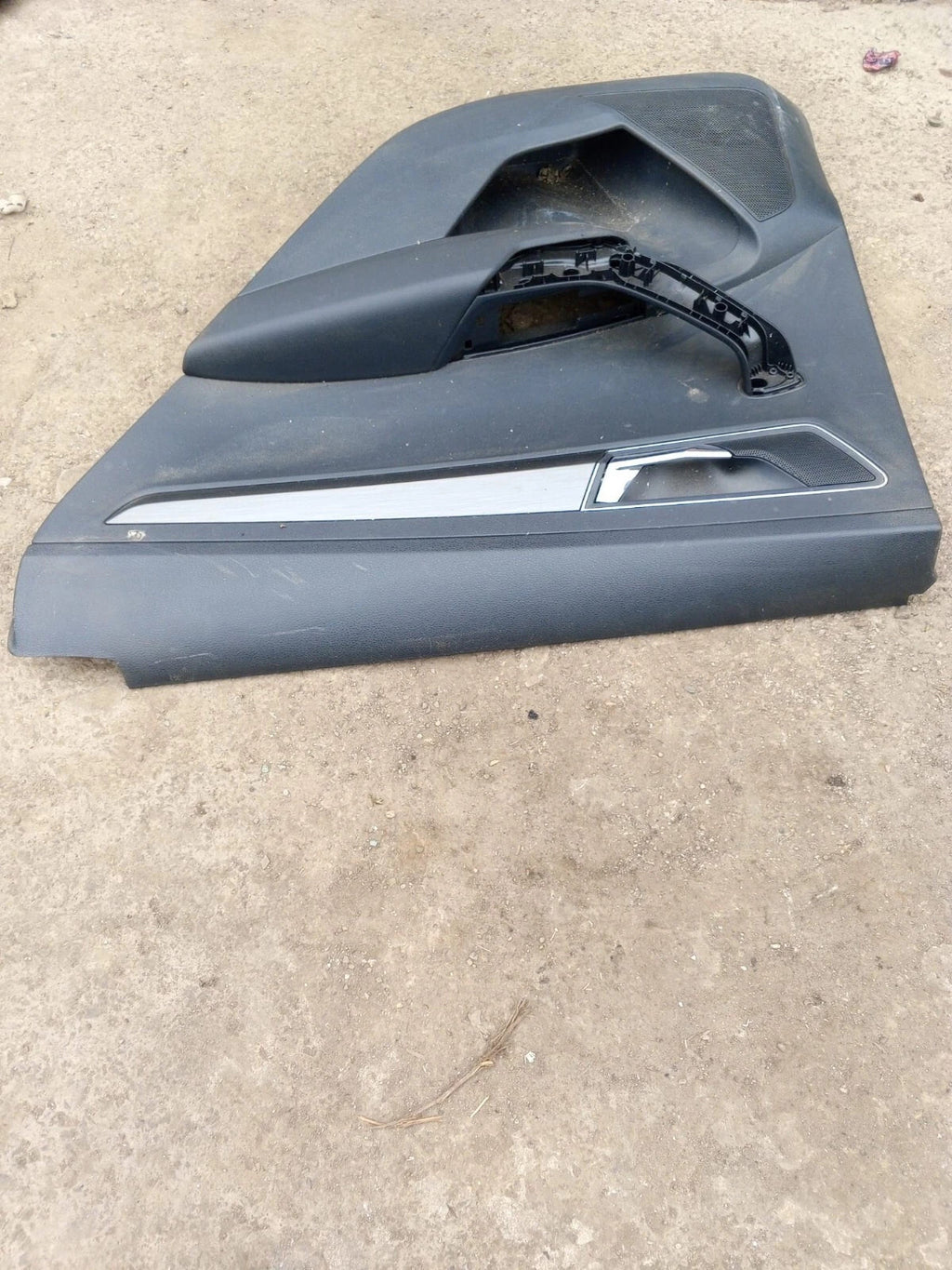 2021 SKODA KAROQ SE TSI MK1 5DRS ESTATE REAR RIGHT SIDE DOOR CARD