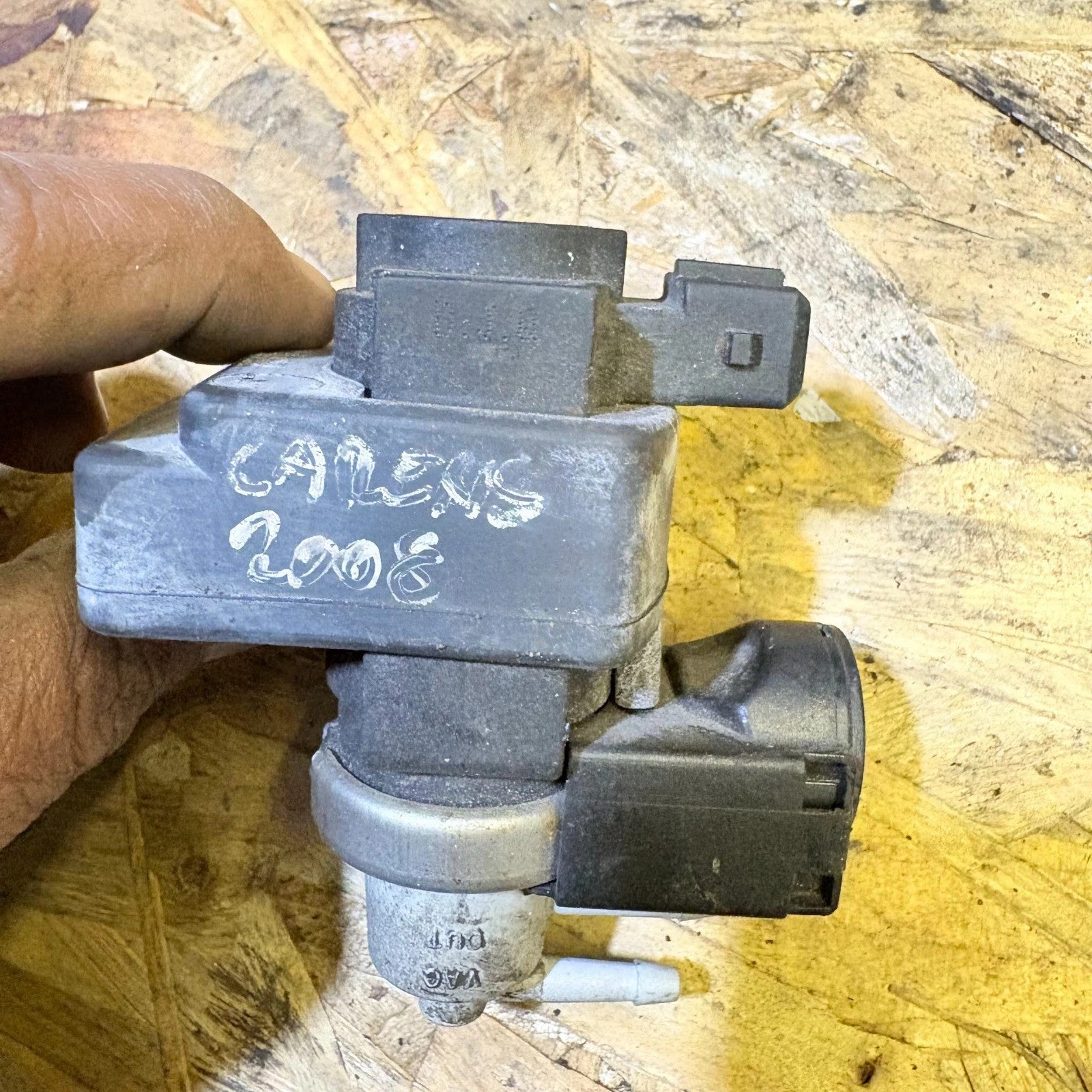 Kia Carens 2.0 CRDi 2006-2012 Turbo Boost Control Solenoid Valve 36611200